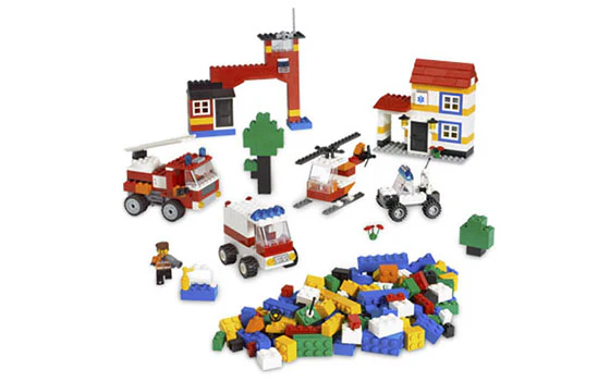 LEGO Rescue Building Set - Image 2