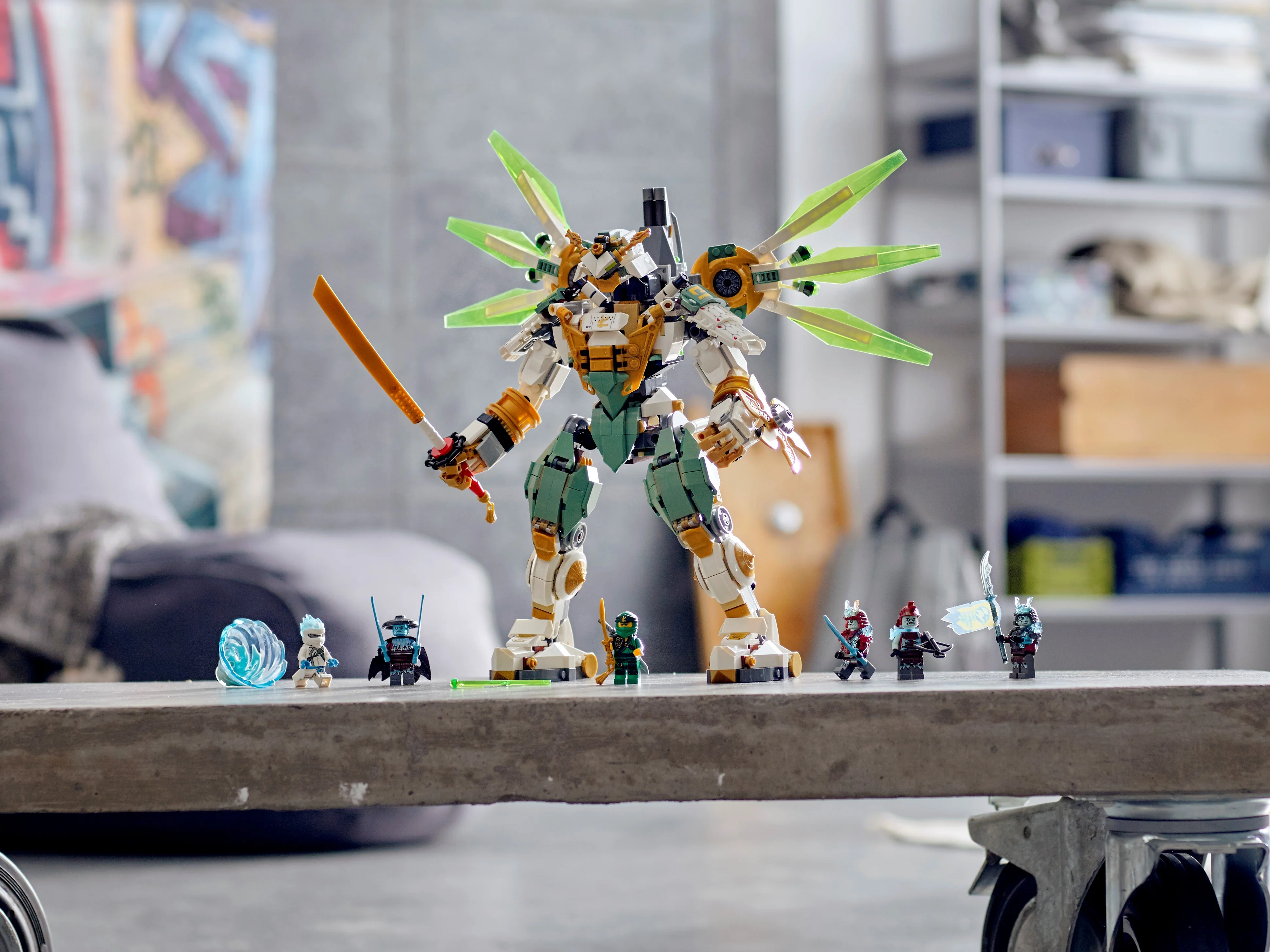 Lloyd's Titan Mech - Image 10