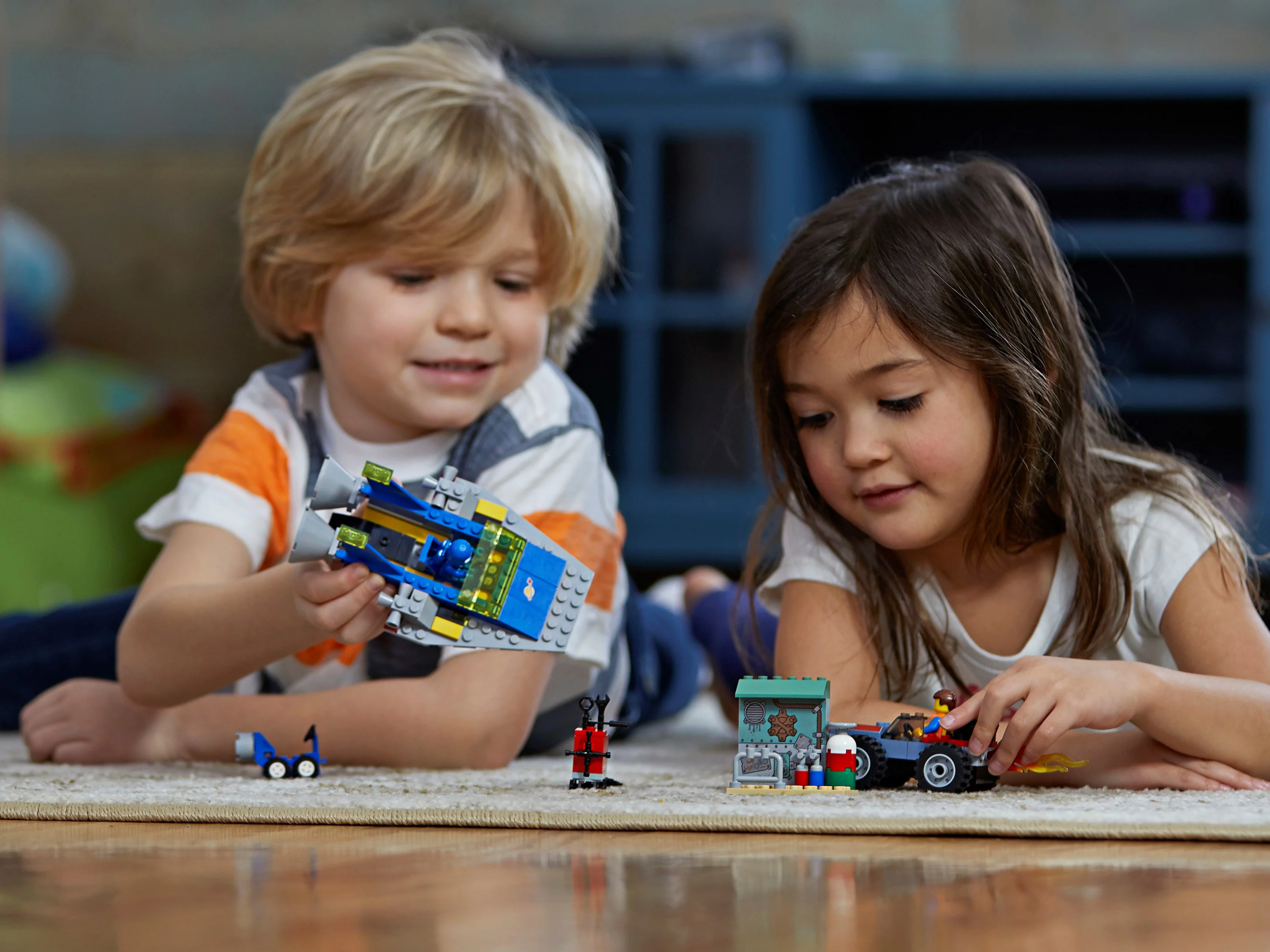 Emmet and Benny's 'Build and Fix' Workshop! - Image 8