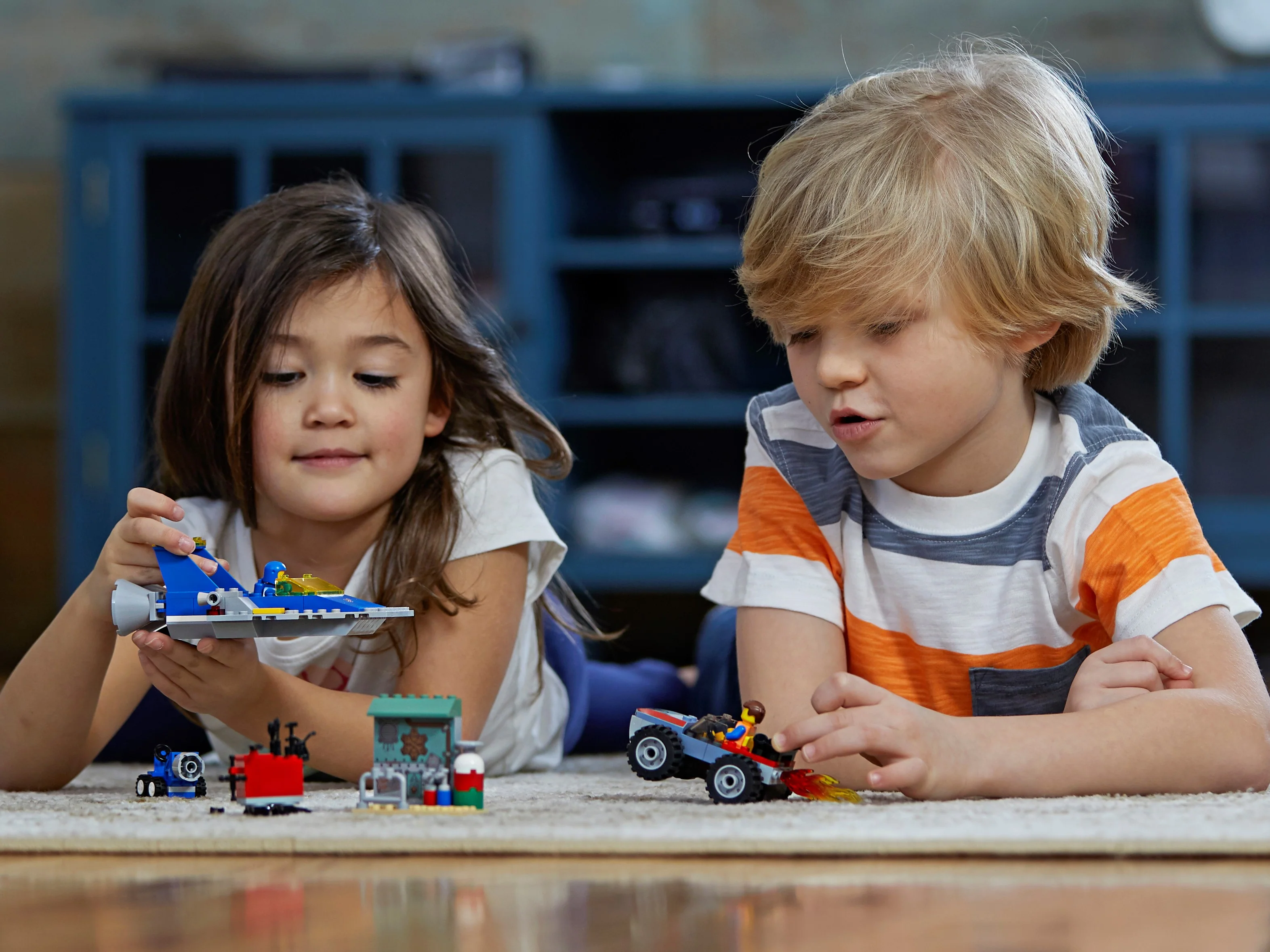 Emmet and Benny's 'Build and Fix' Workshop! - Image 9