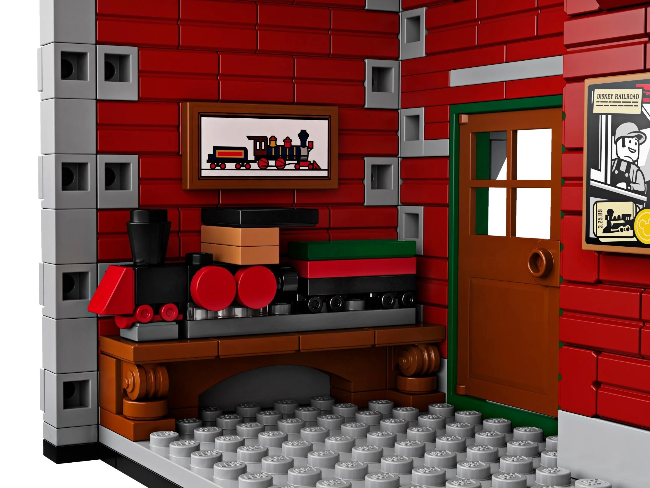 Disney Train and Station - Image 7
