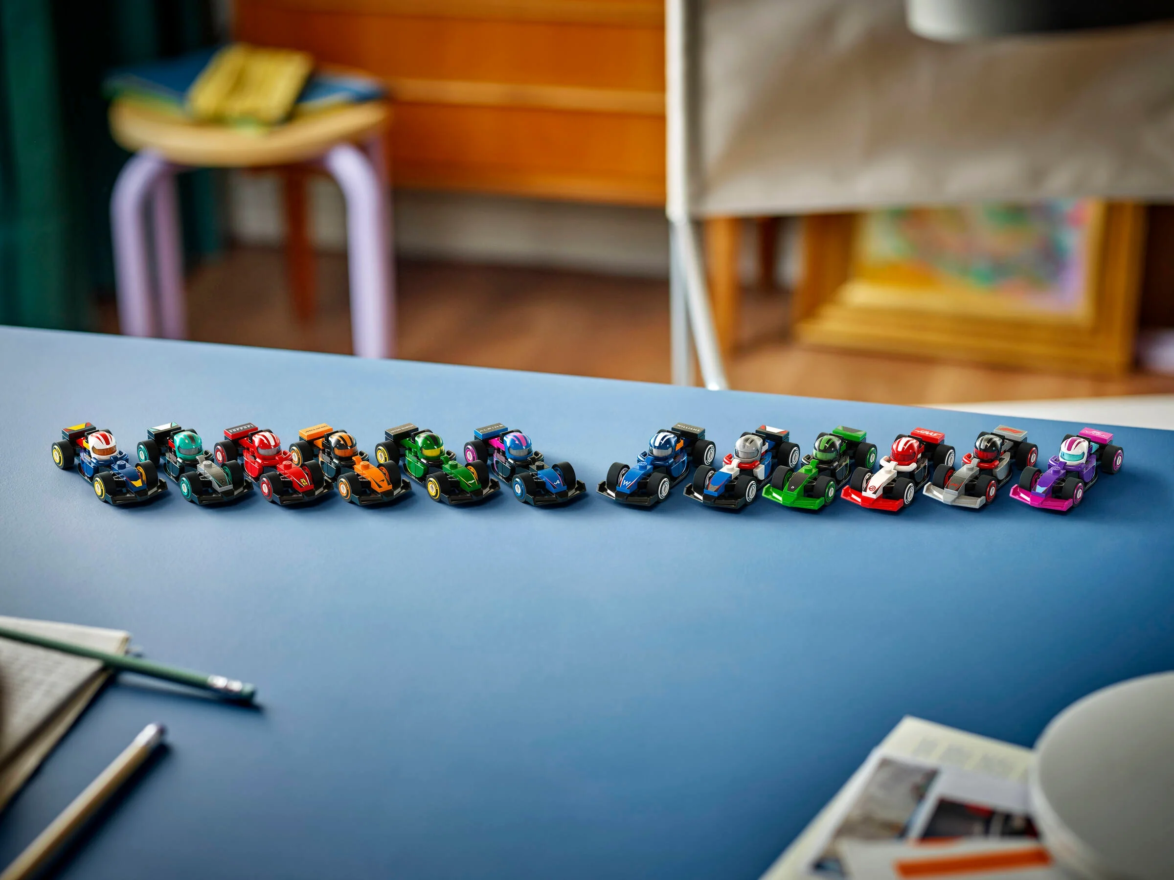 F1® Collectible Race Cars - Random Pack - Image 9
