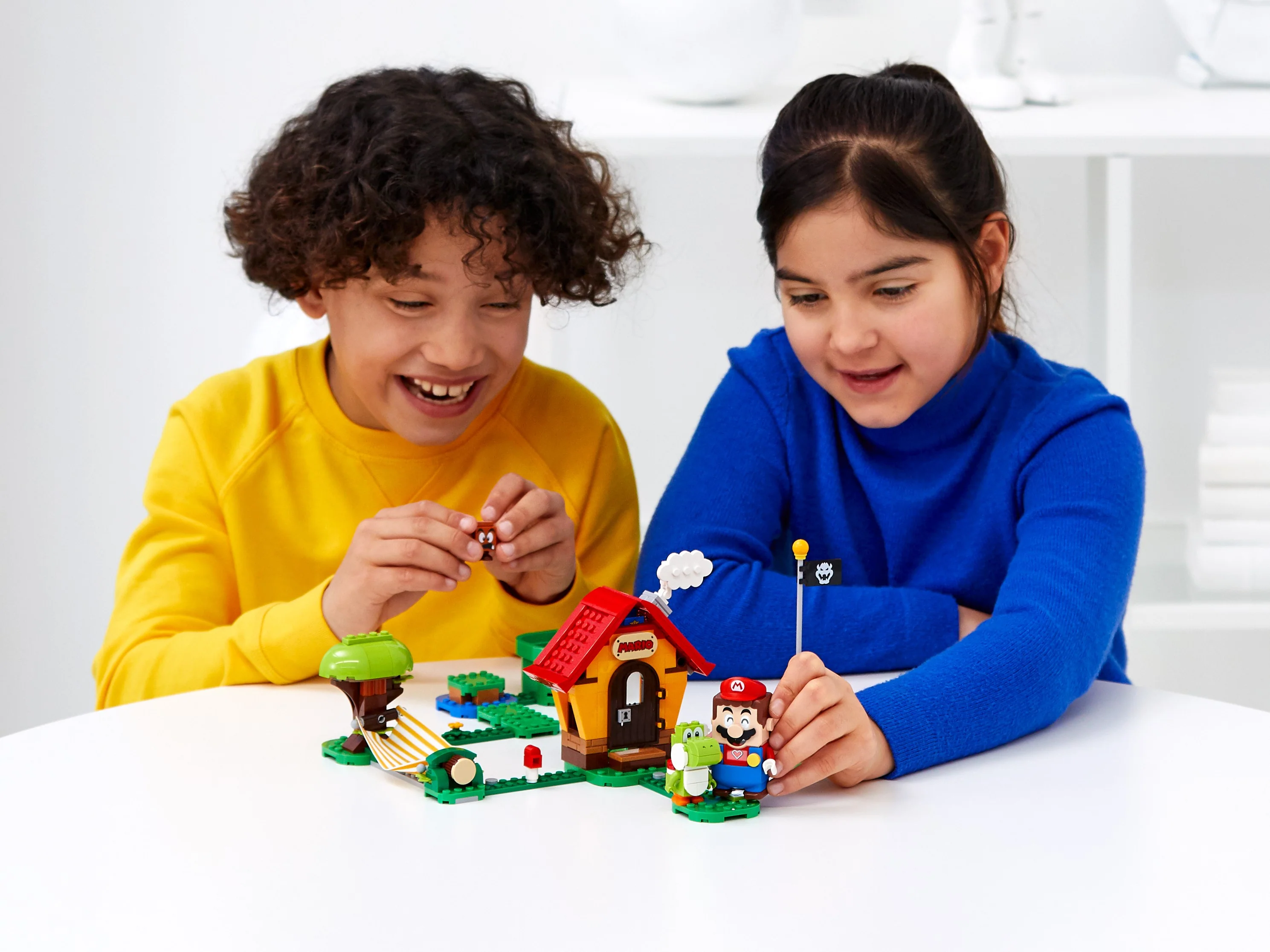Mario's House & Yoshi - Image 8