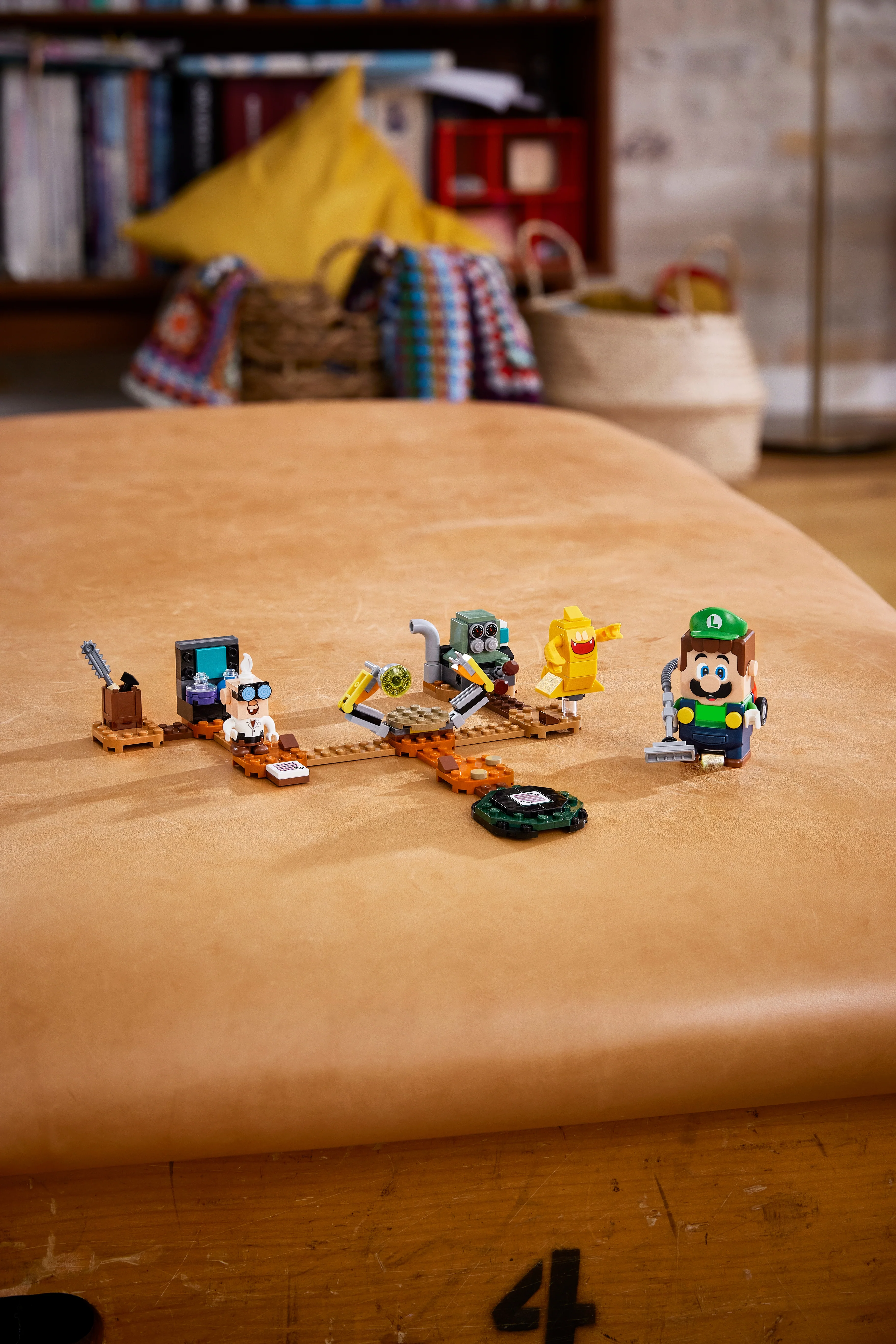 Luigi's Mansion Lab and Poltergust - Image 10