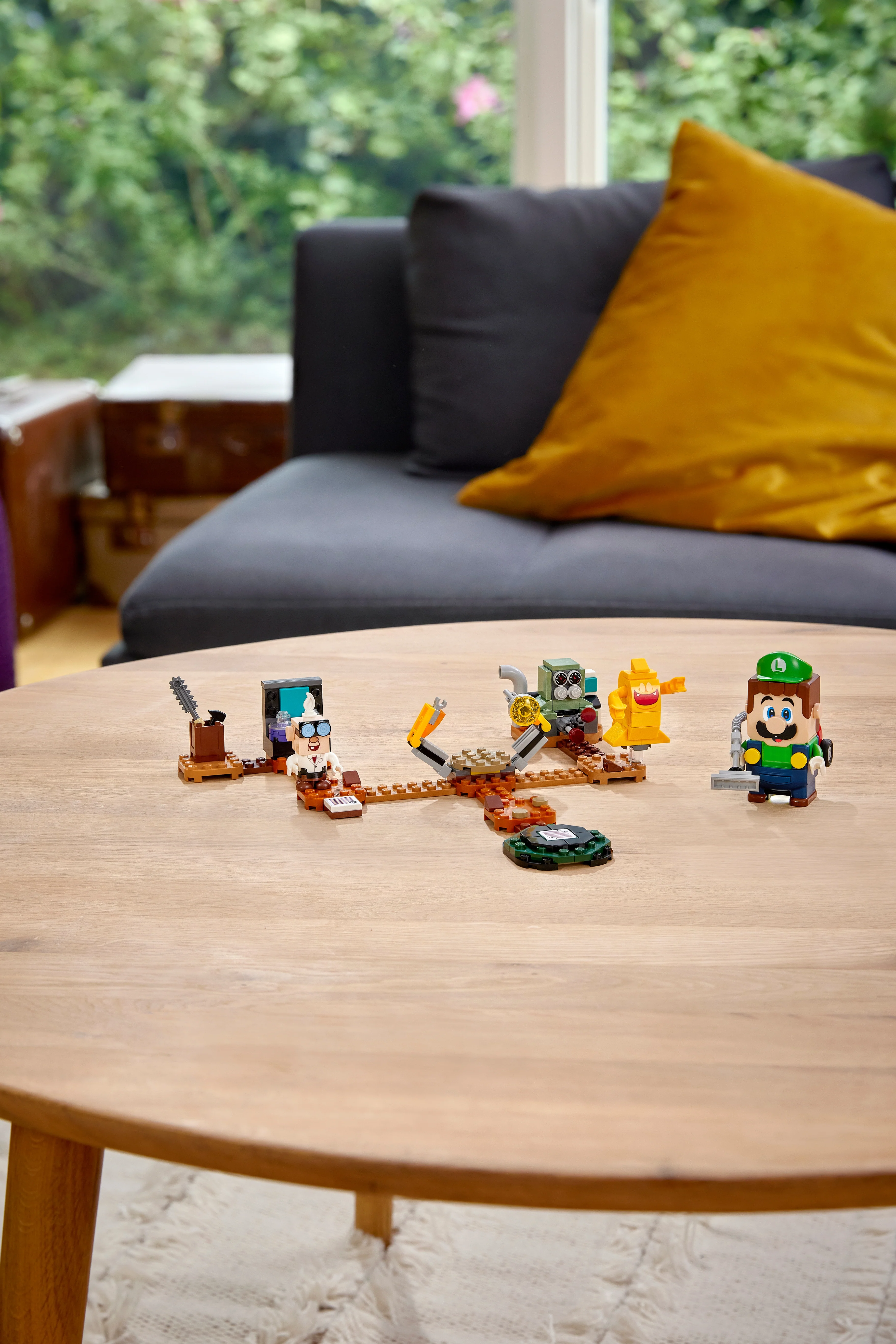 Luigi's Mansion Lab and Poltergust - Image 9