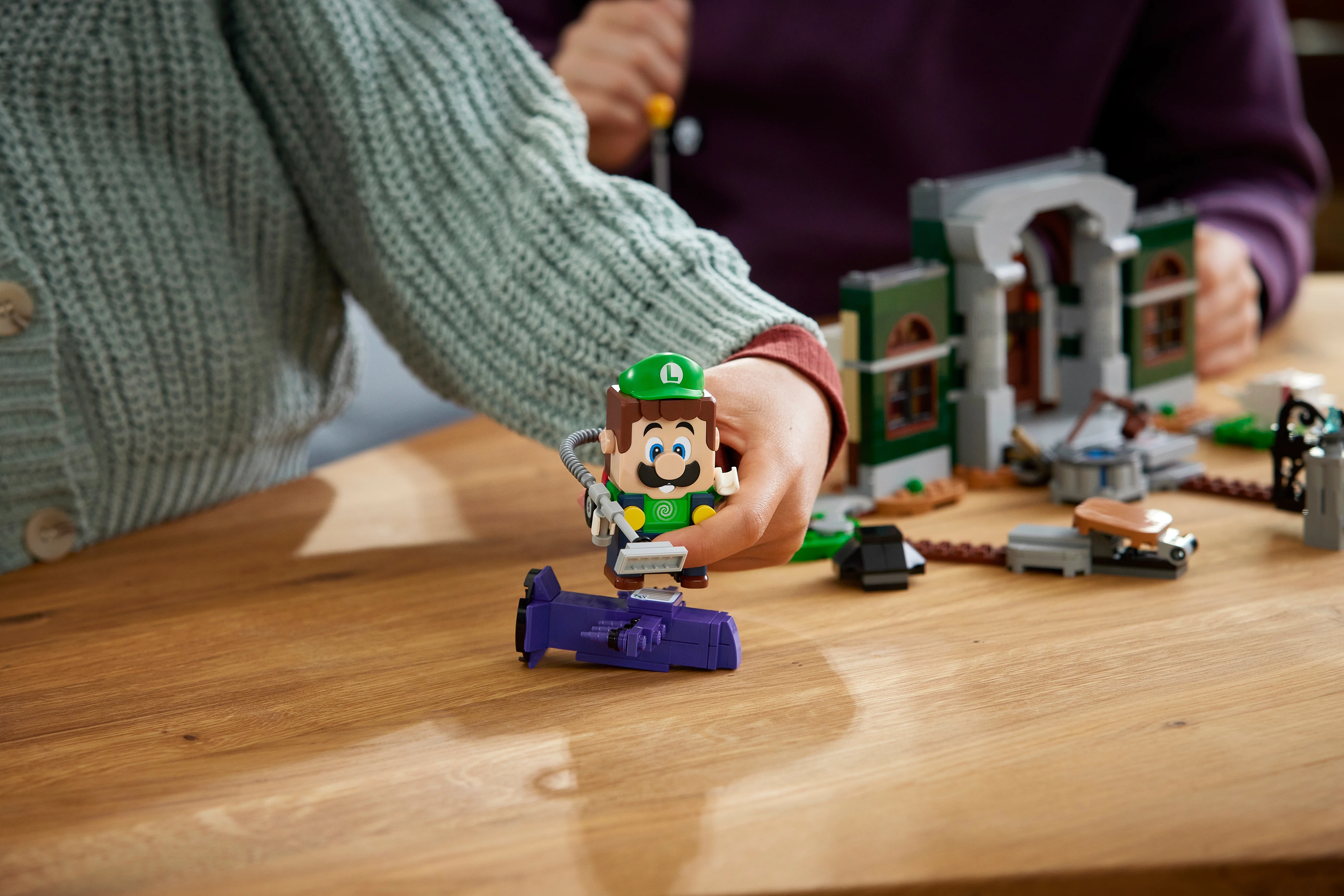 Luigi's Mansion Entryway - Image 13