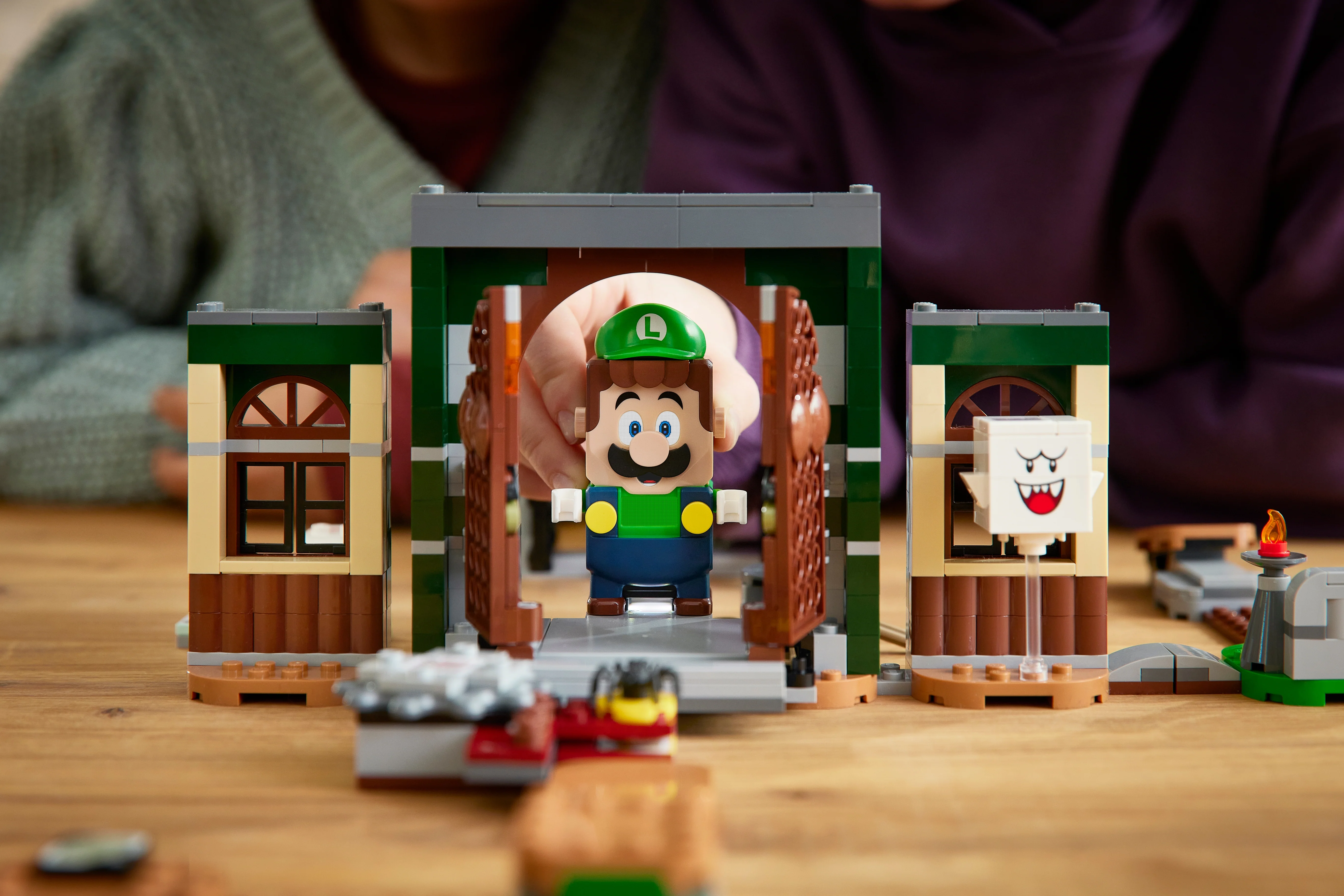 Luigi's Mansion Entryway - Image 15