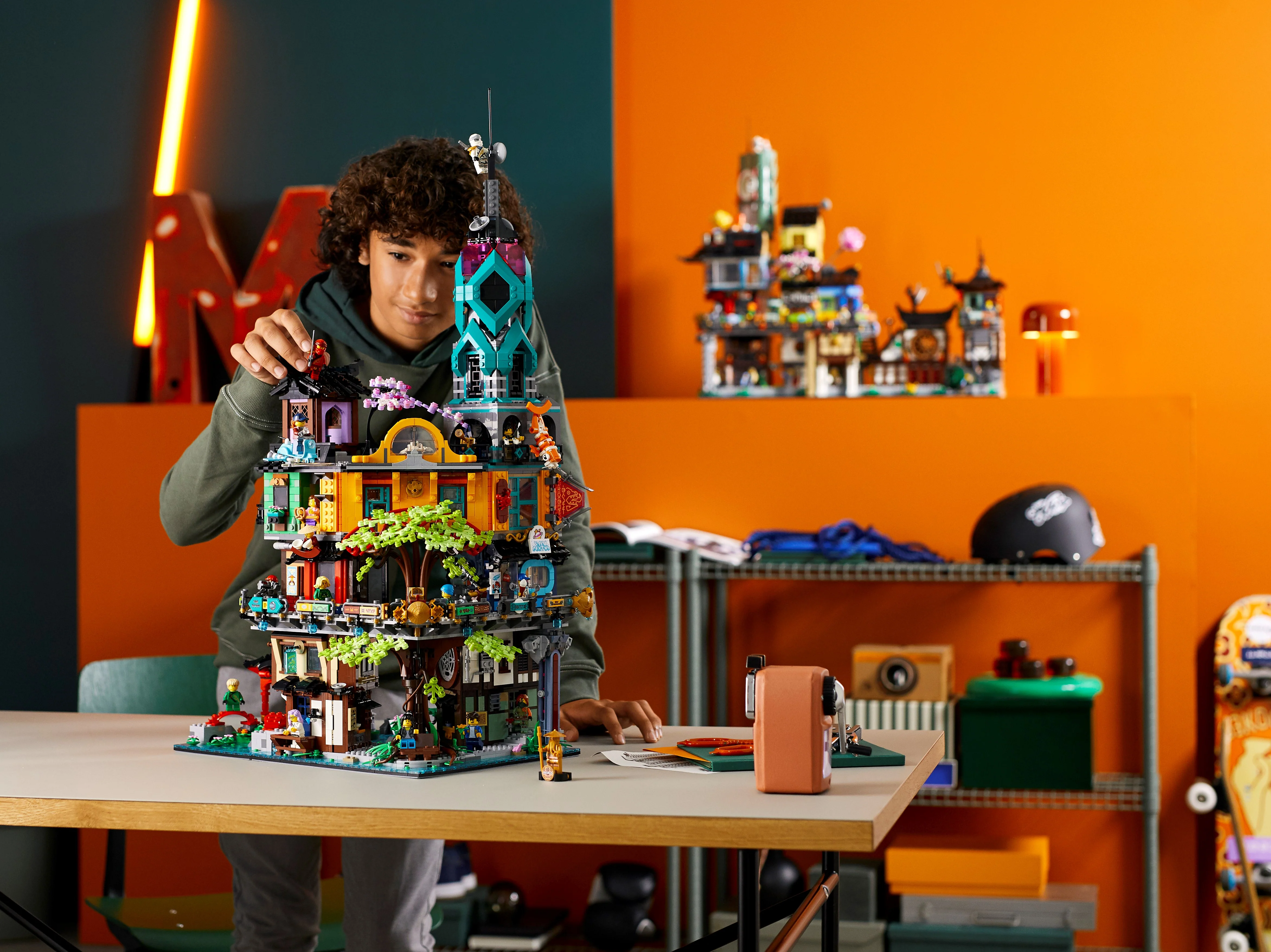 NINJAGO City Gardens - Image 24