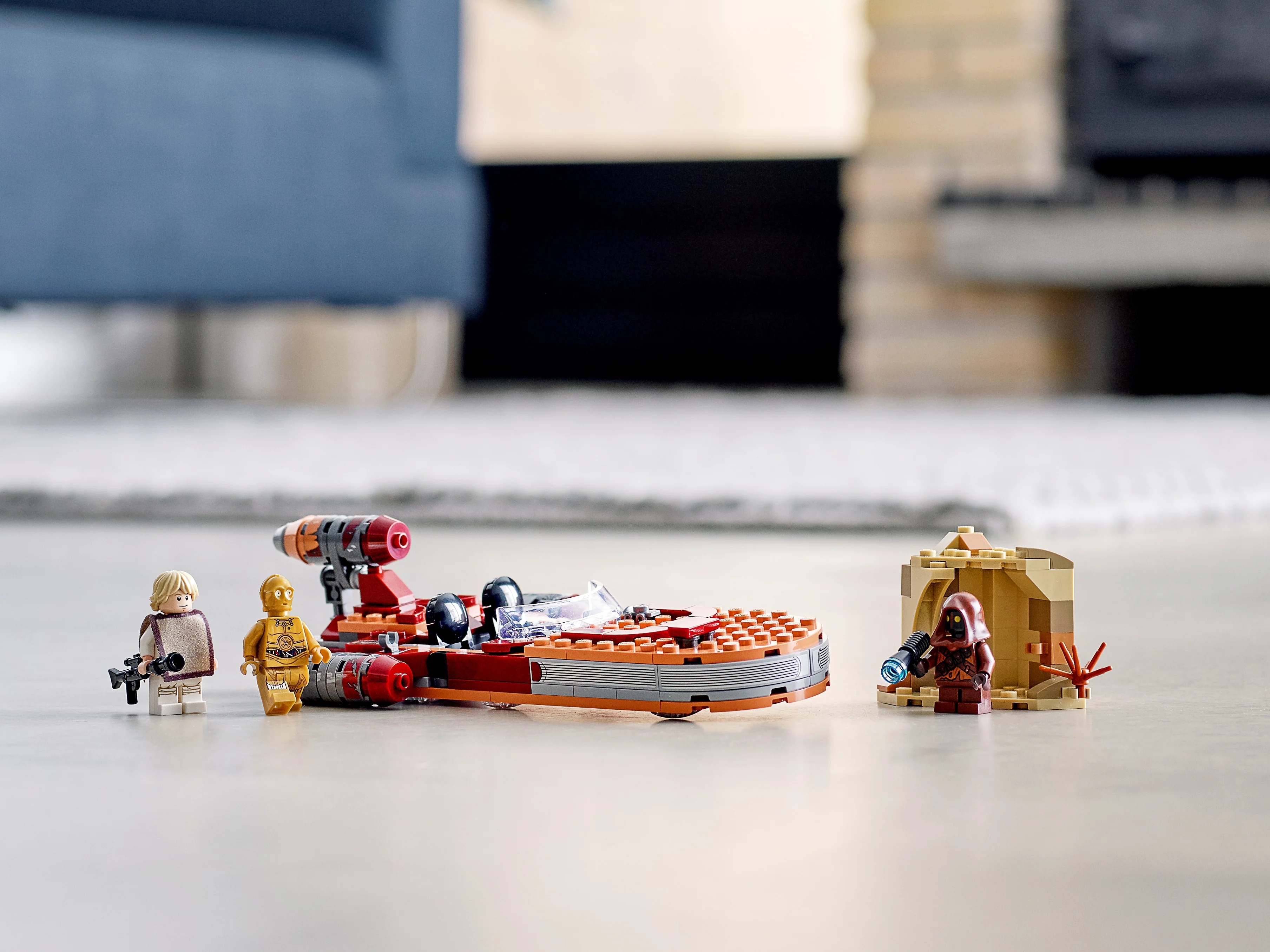 Luke Skywalker's Landspeeder - Image 9