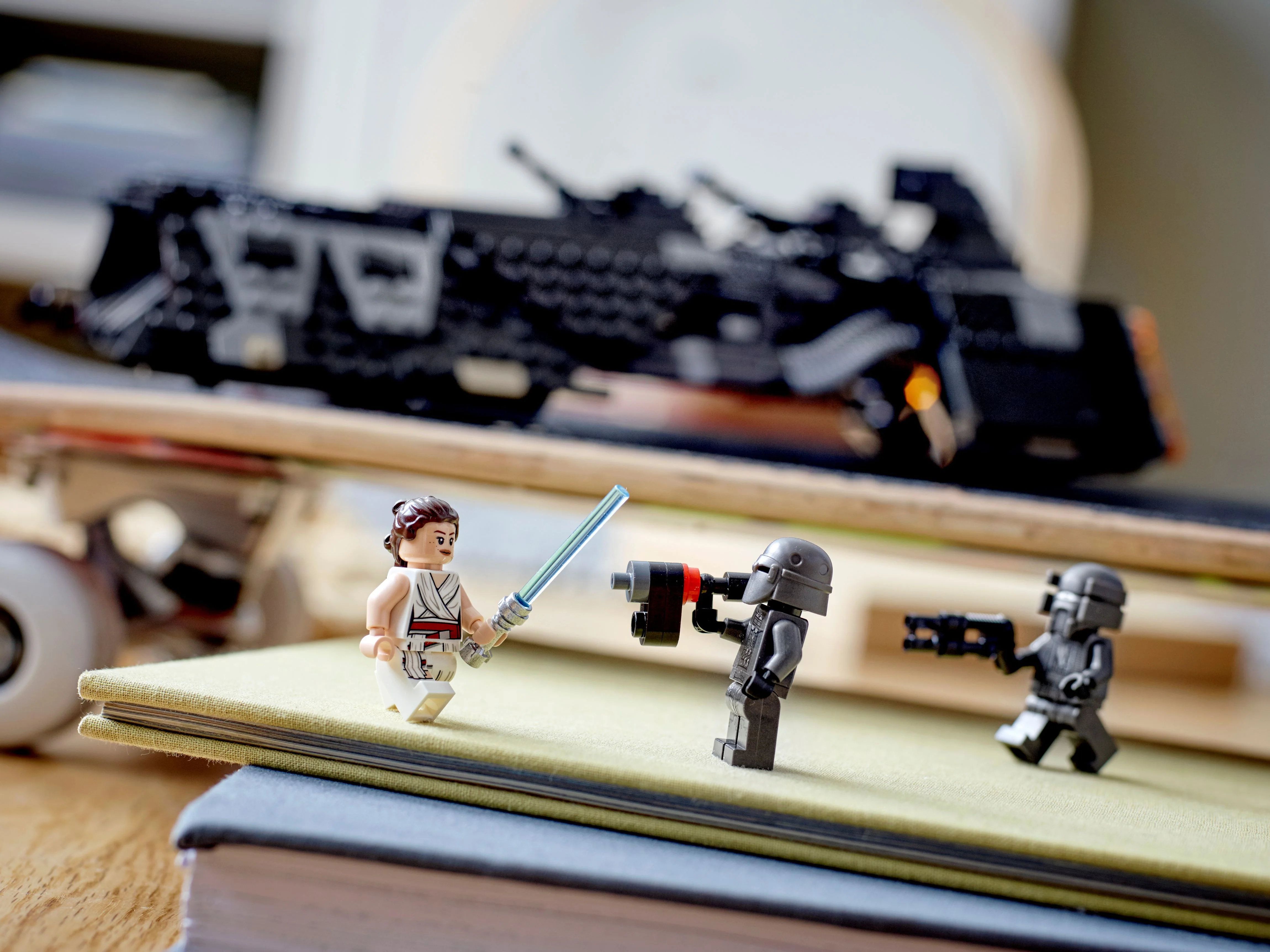Knights of Ren Transport Ship - Image 8