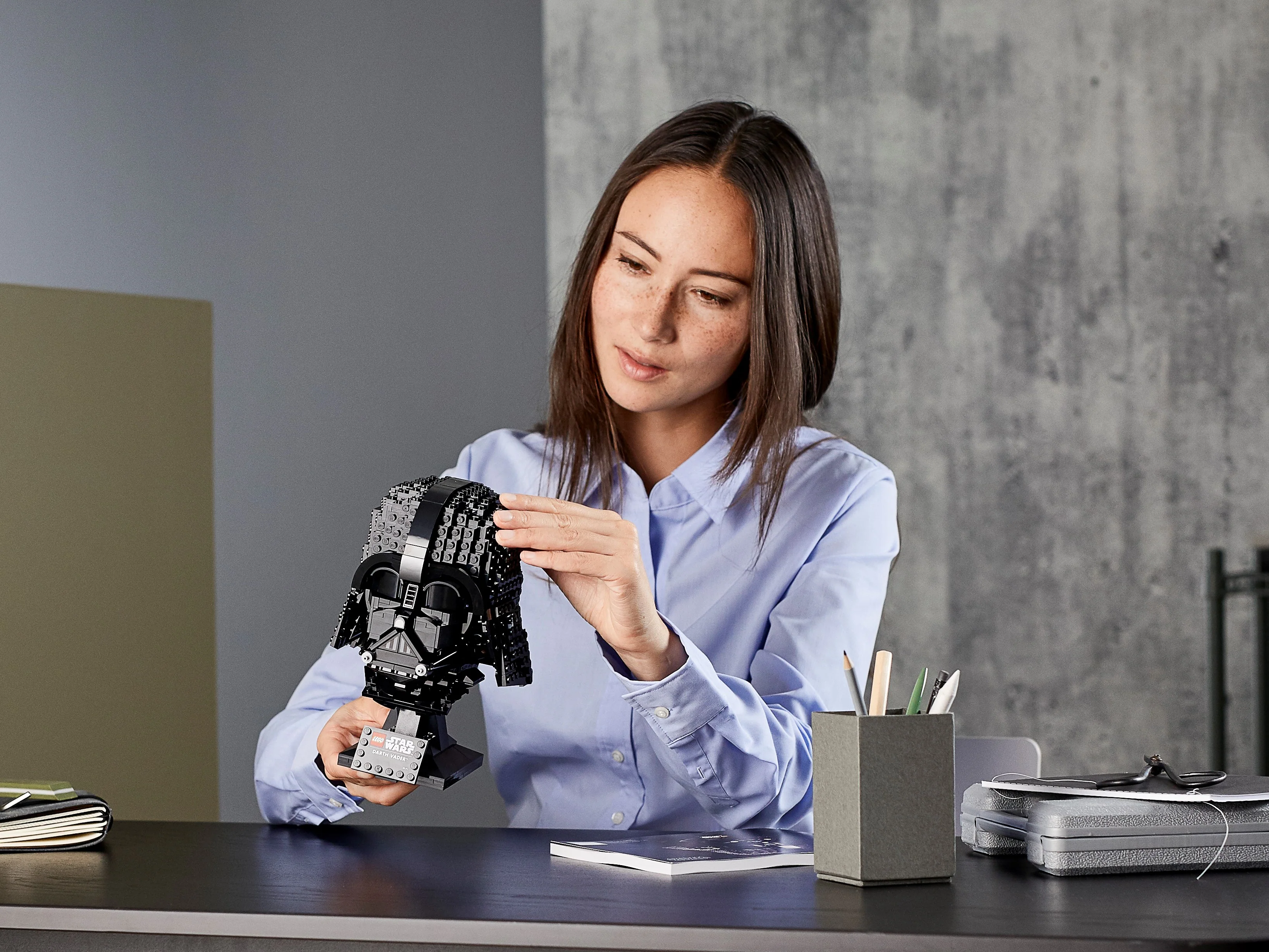 Darth Vader Helmet - Image 9