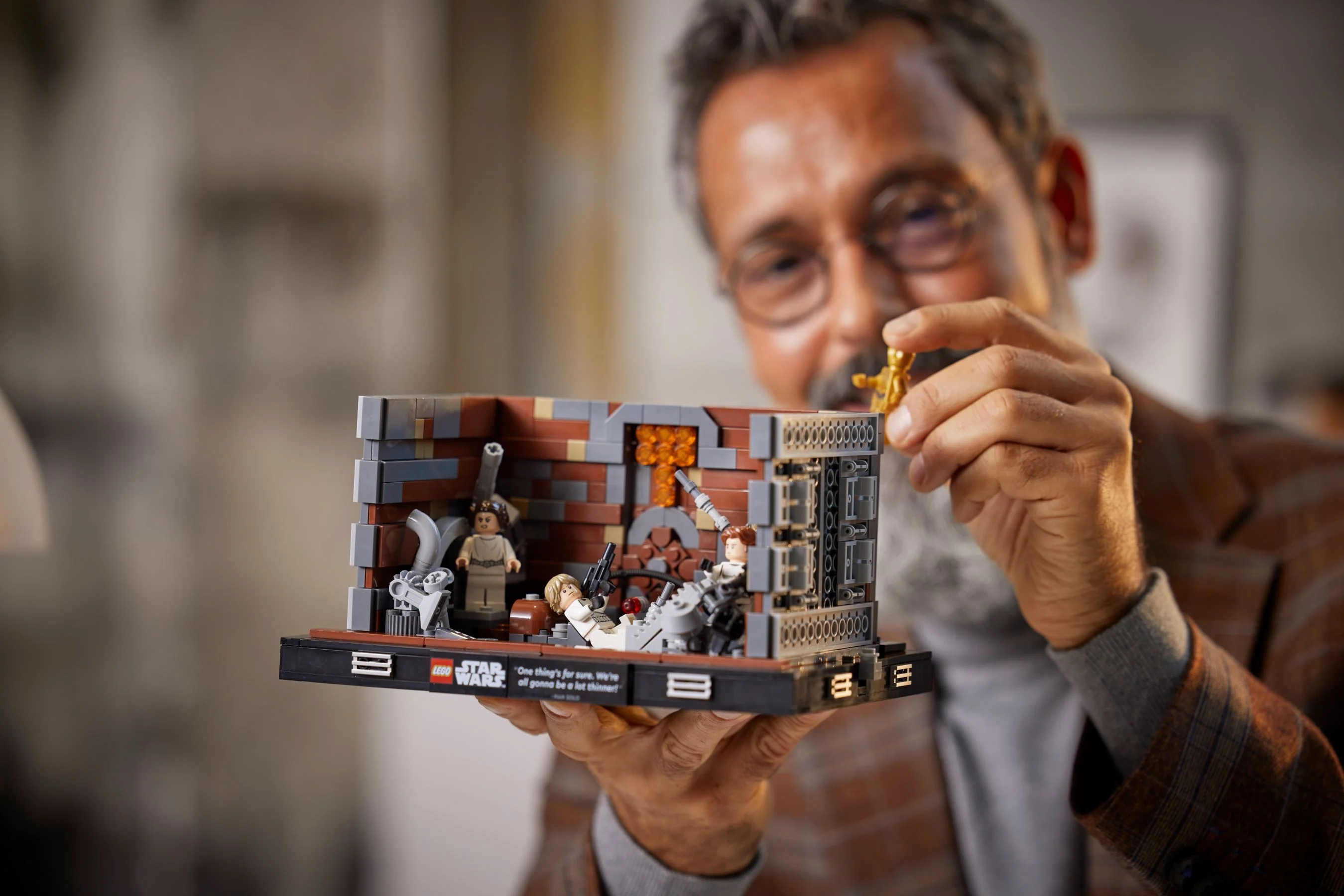 Death Star™ Trash Compactor Diorama - Image 8
