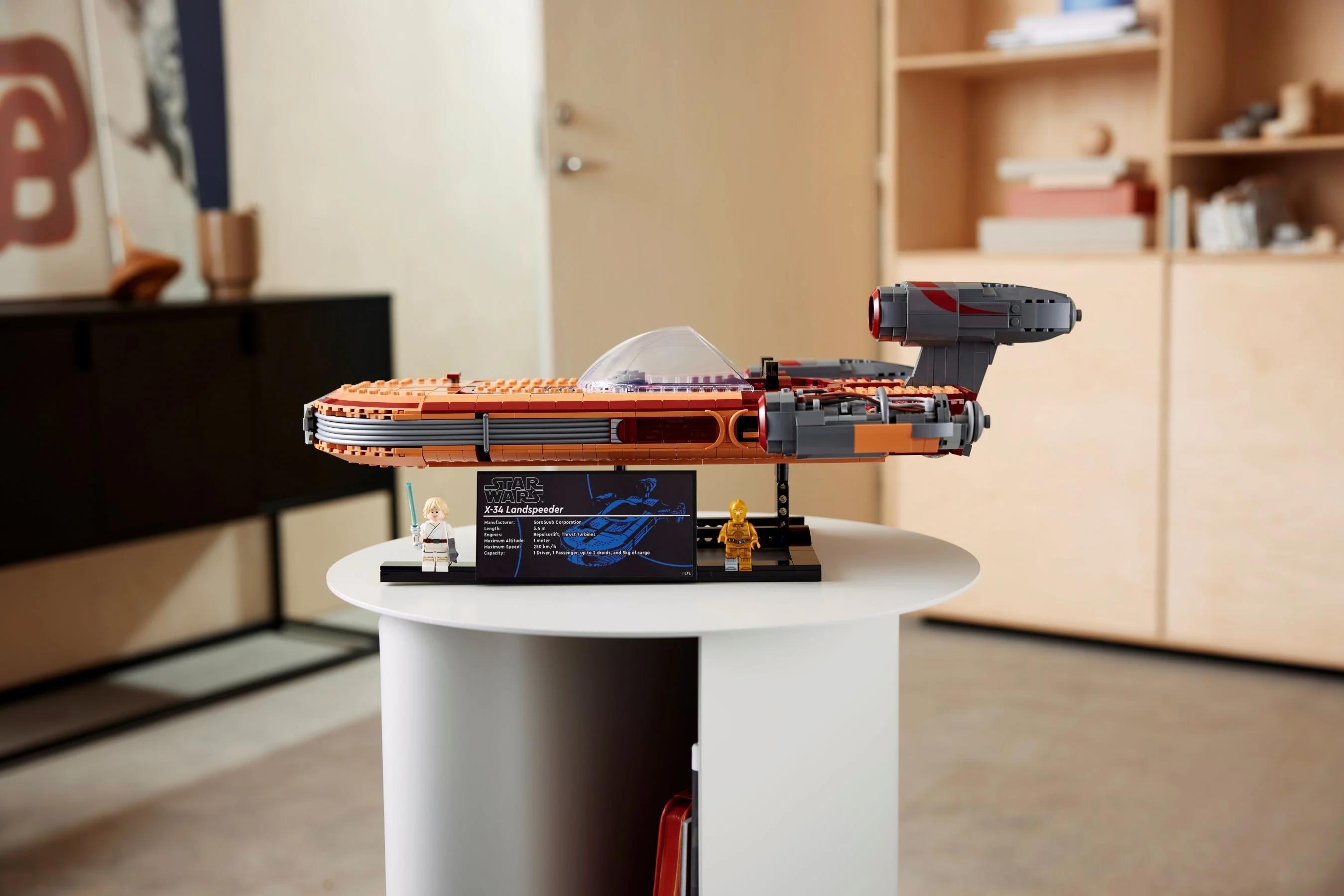 Luke Skywalker's Landspeeder - Image 11