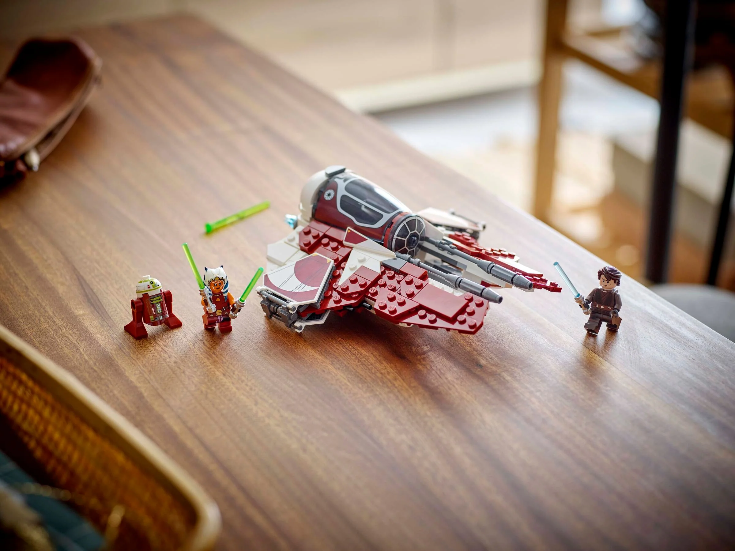 Ahsoka's Jedi Interceptor - Image 10