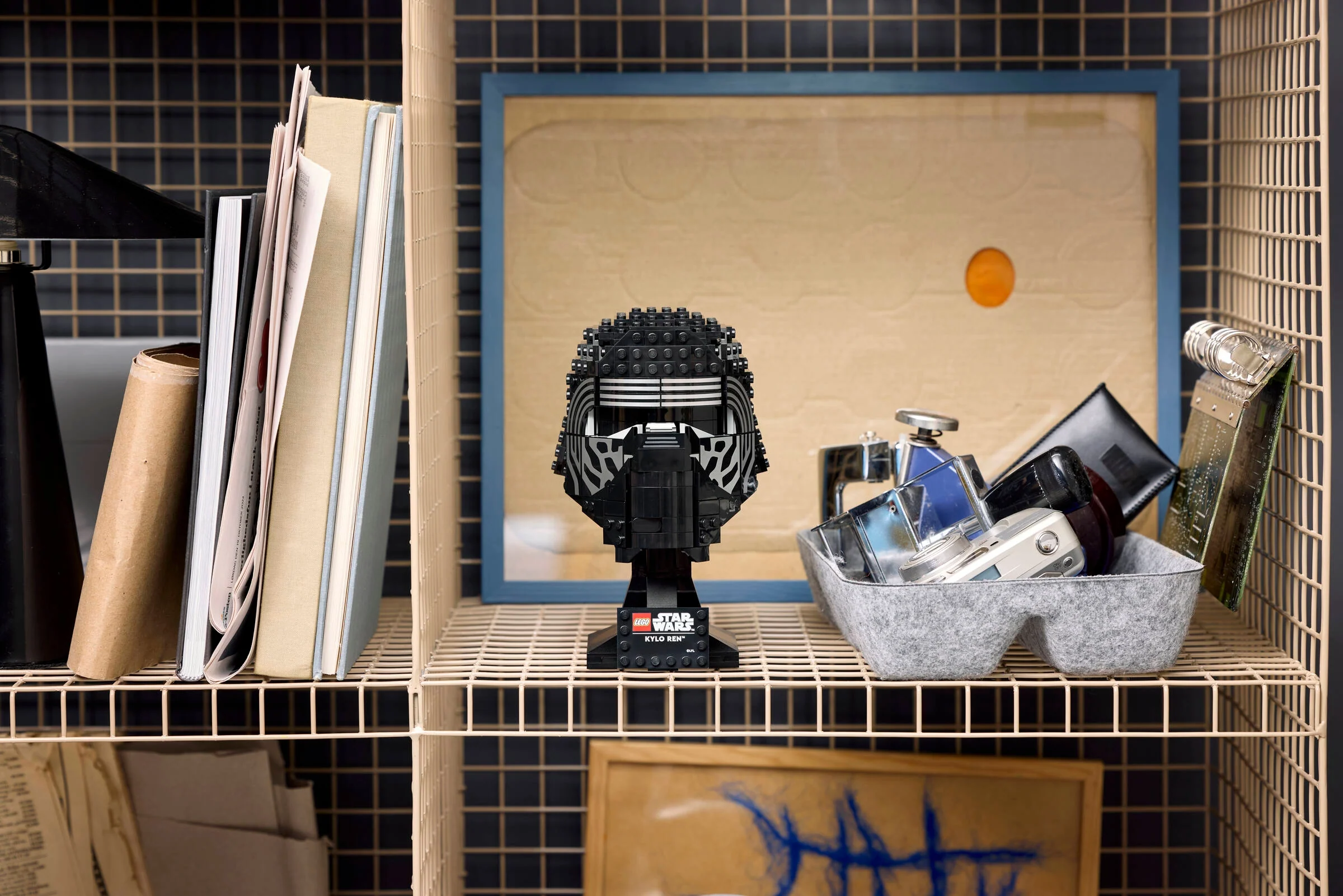Kylo Ren Helmet - Image 6
