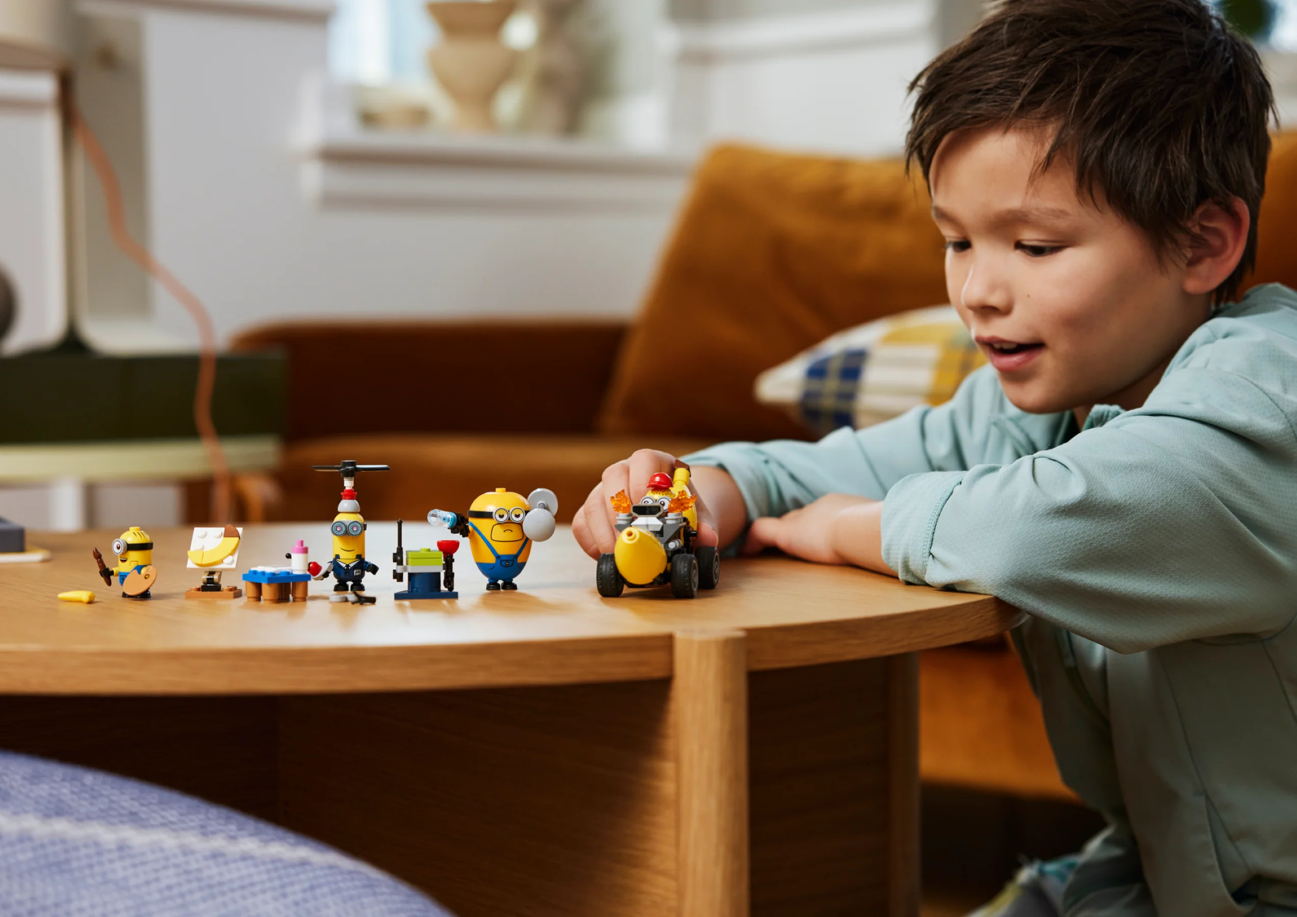 Minions and Banana Car - Image 8