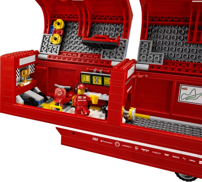 F14 T & Scuderia Ferrari Truck - Image 3