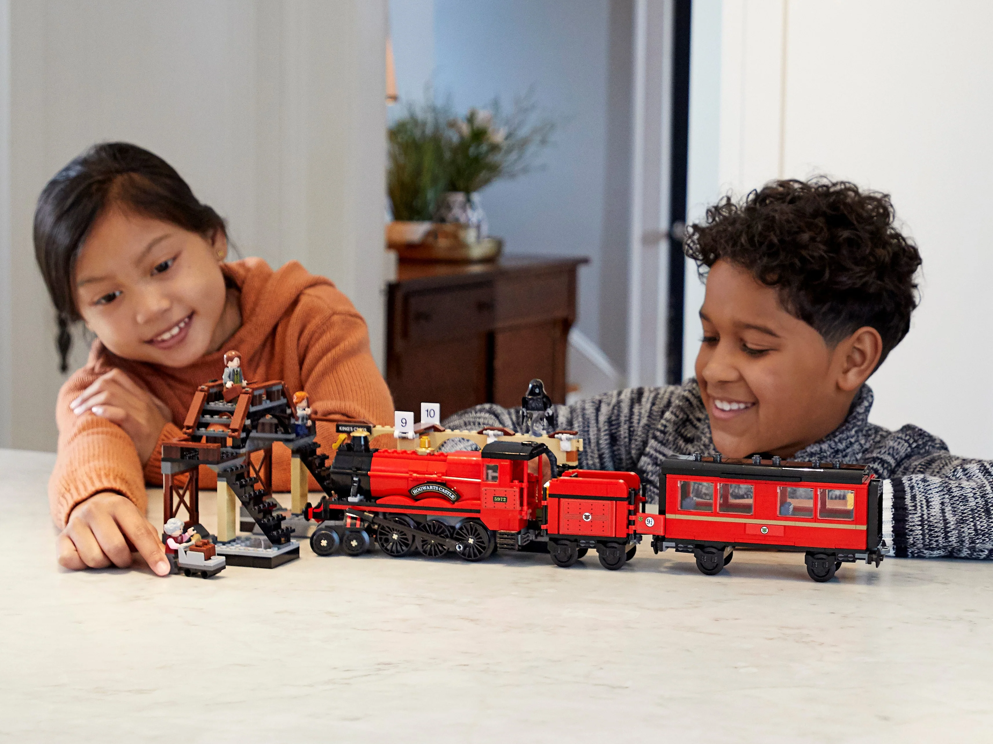 Hogwarts Express - Image 17
