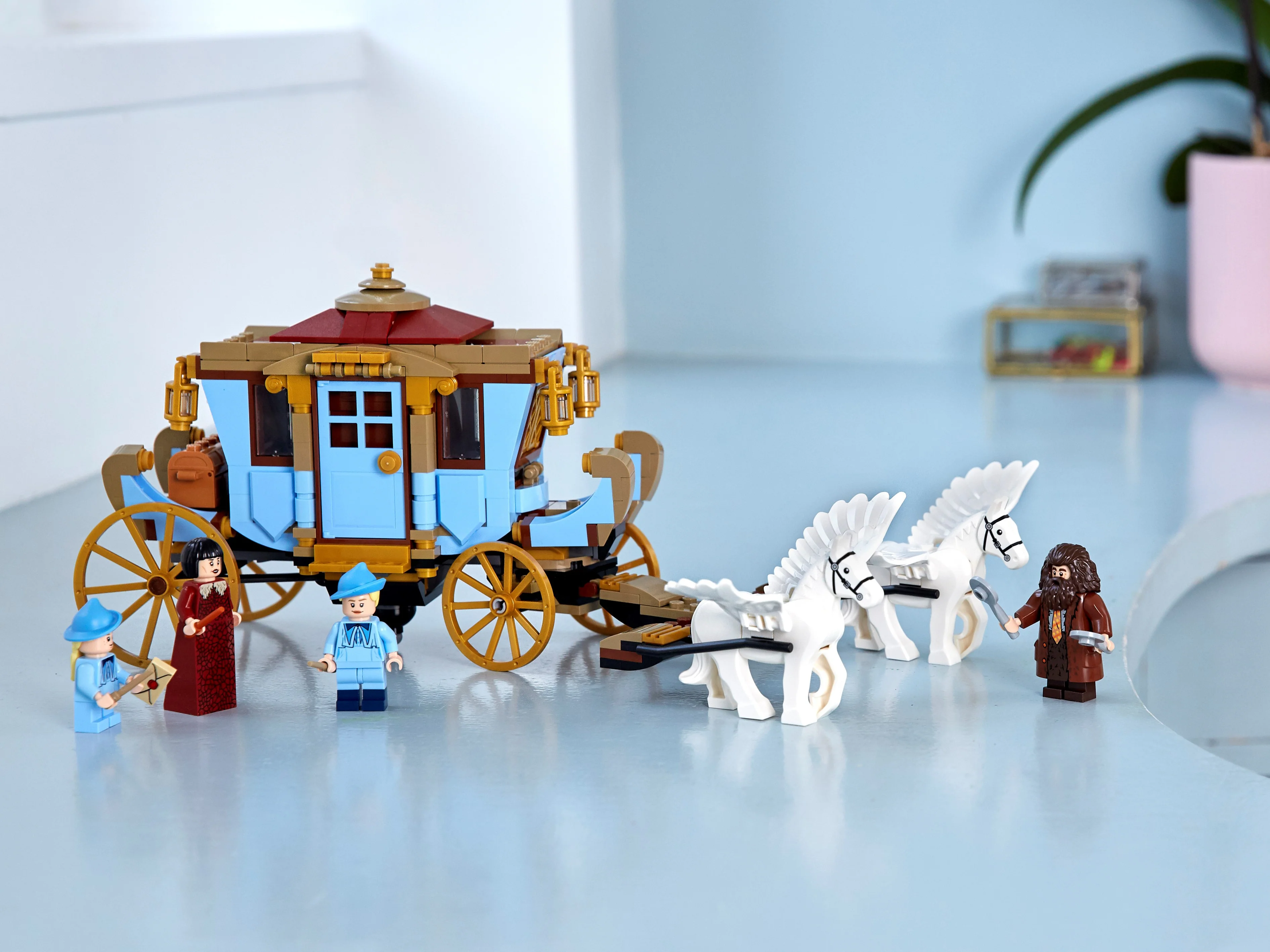 Beauxbatons' Carriage: Arrival at Hogwarts - Image 11
