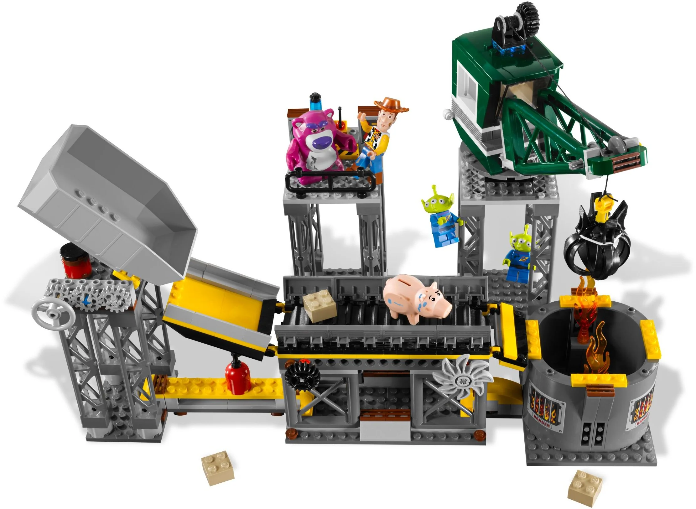 Trash Compactor Escape - Image 3