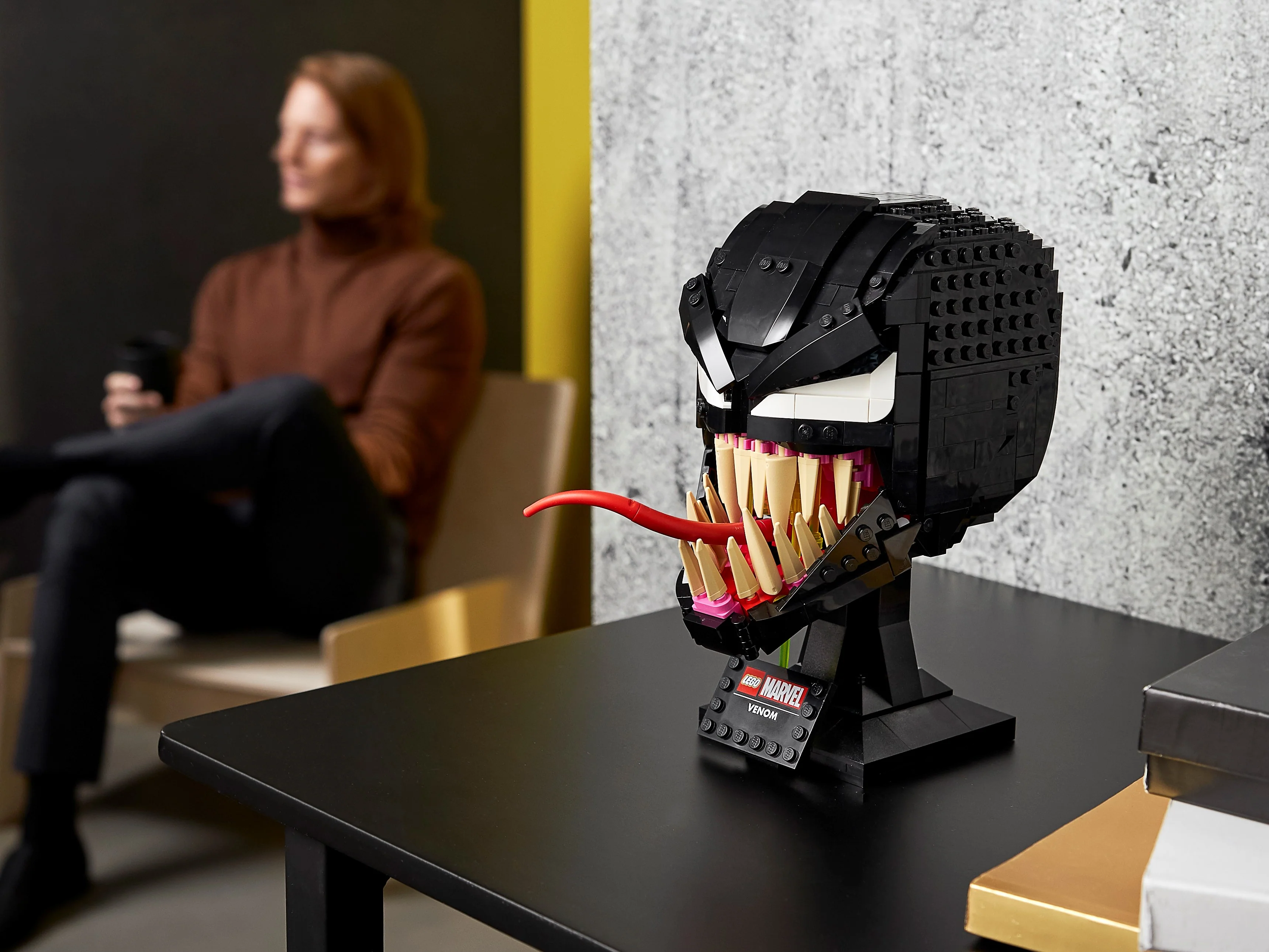 Venom - Image 8