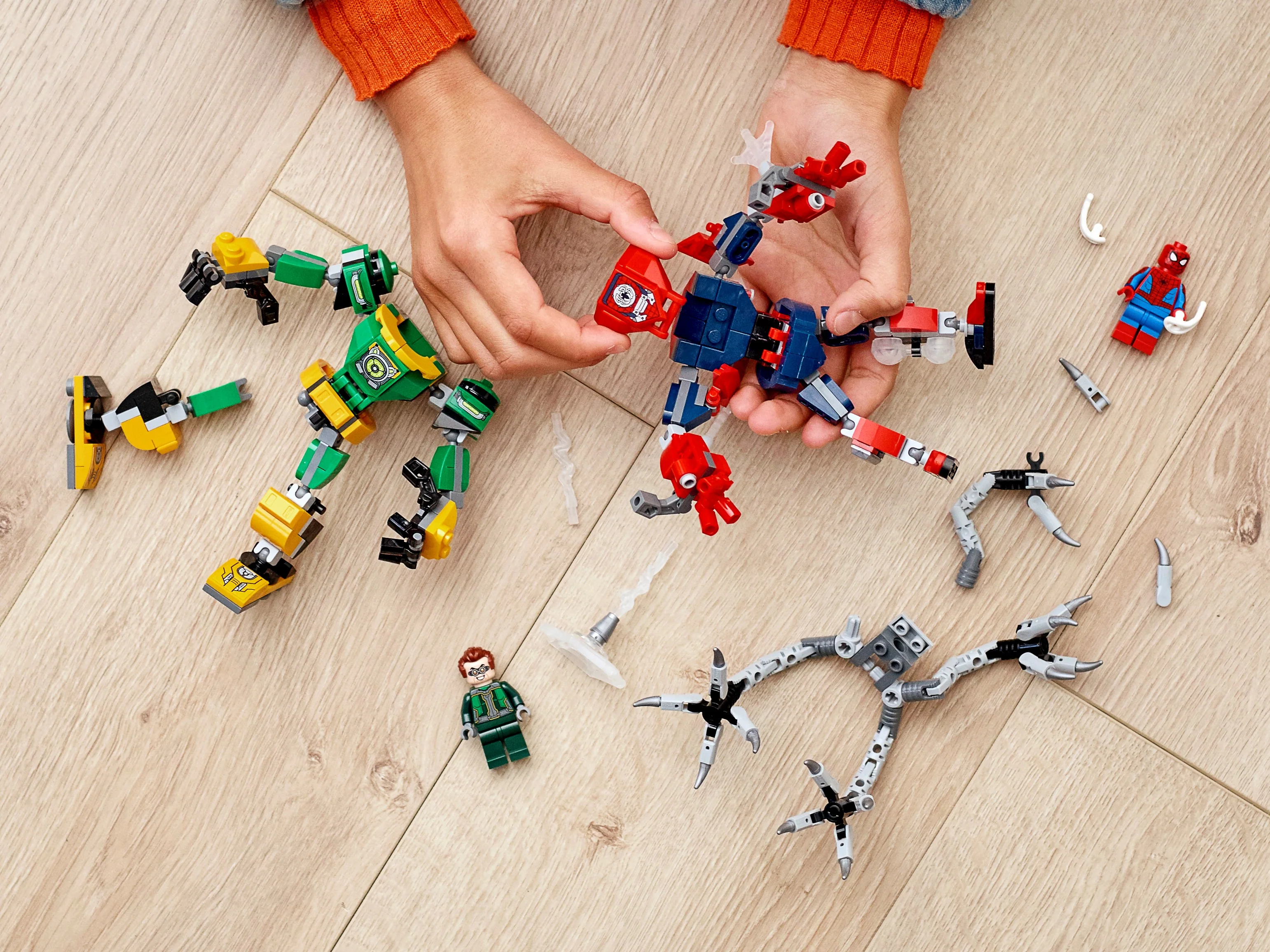 Spider-Man & Doctor Octopus Mech Battle - Image 8