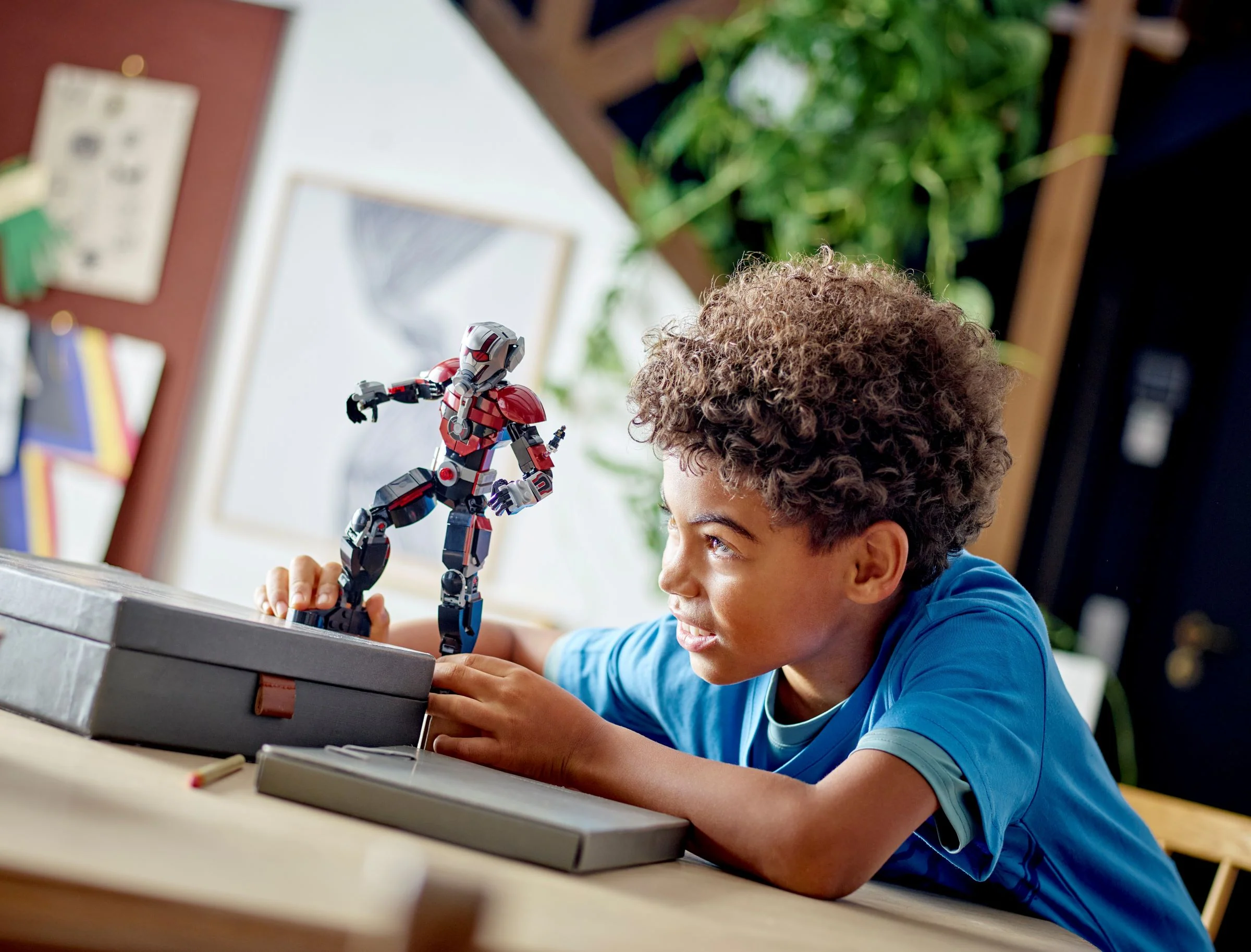 Ant-Man Construction Figure - Image 6