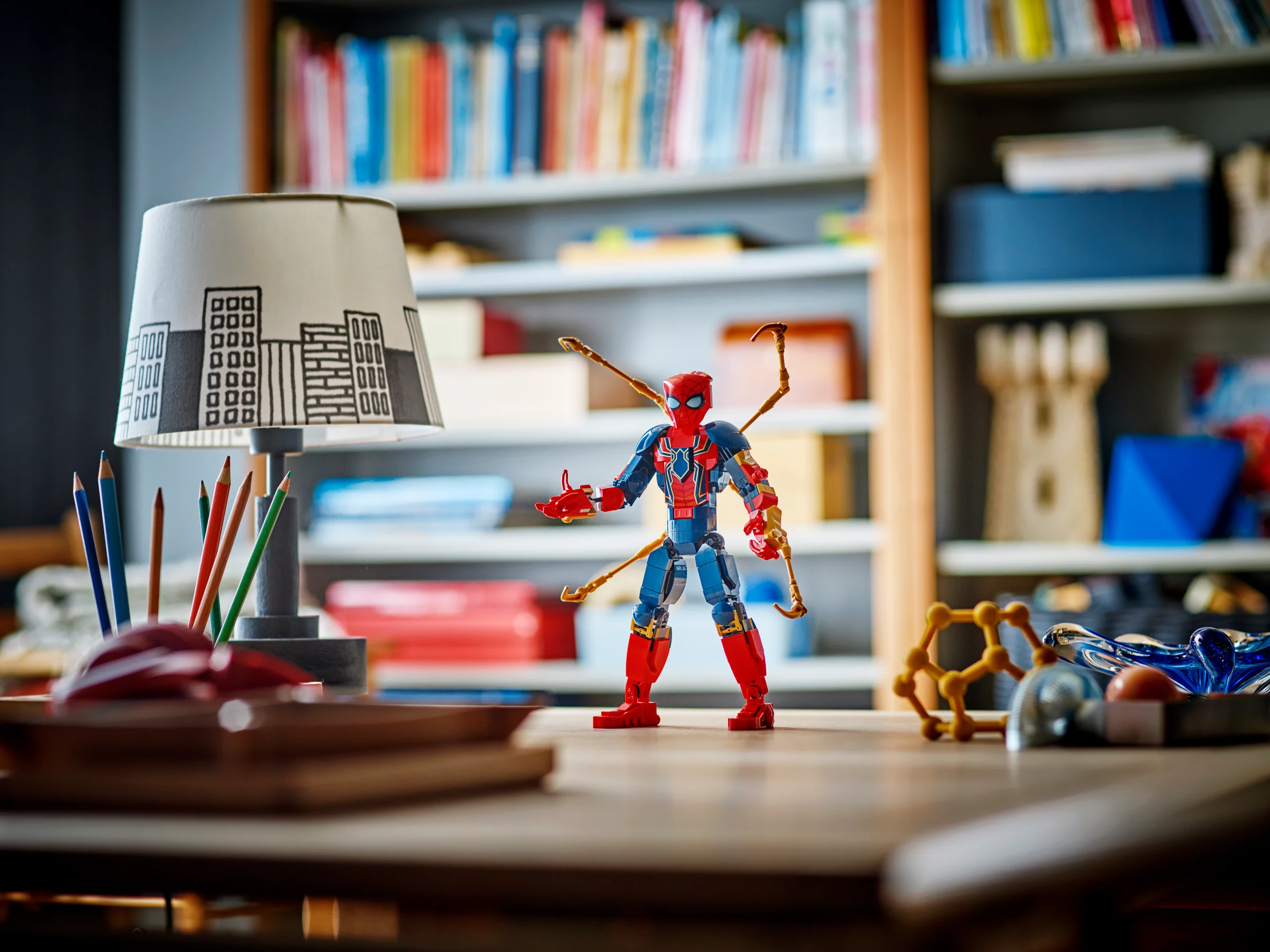 Iron Spider-Man Construction Figure - Image 7