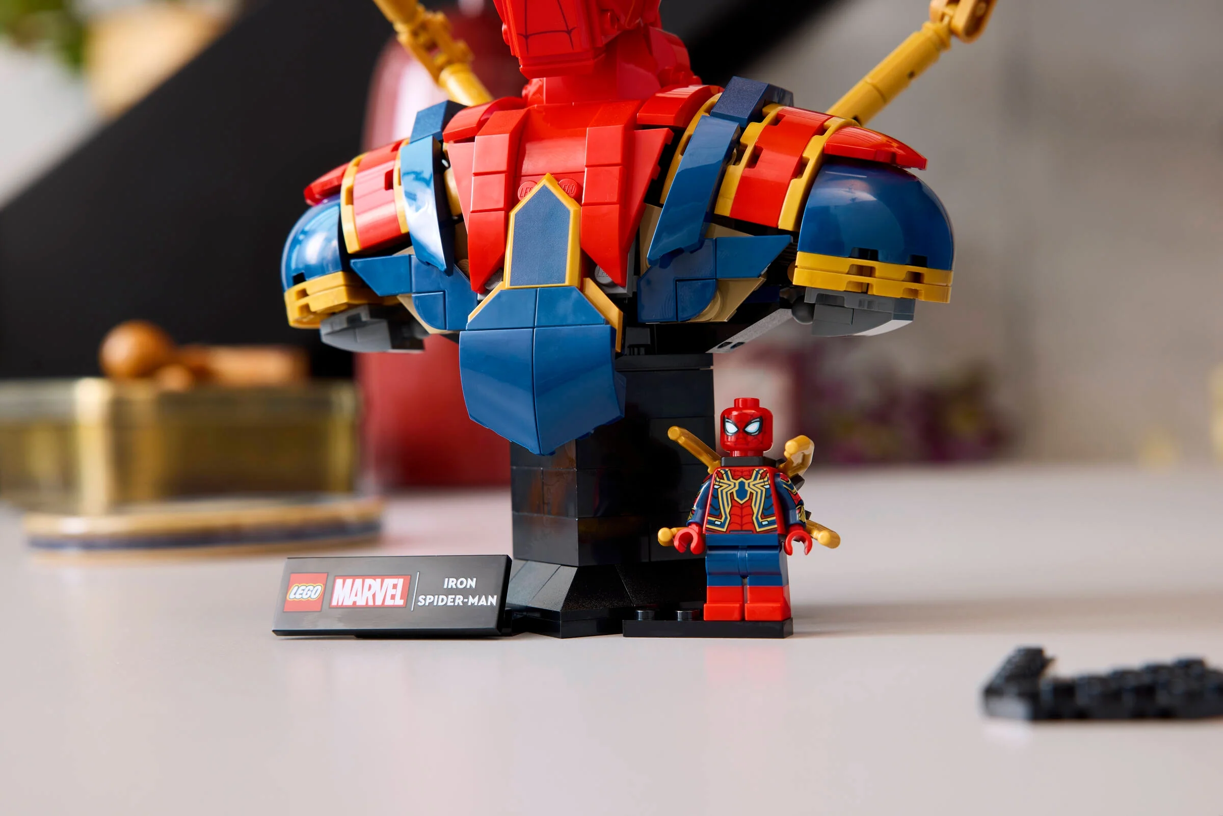 Iron Spider-Man Bust - Image 6