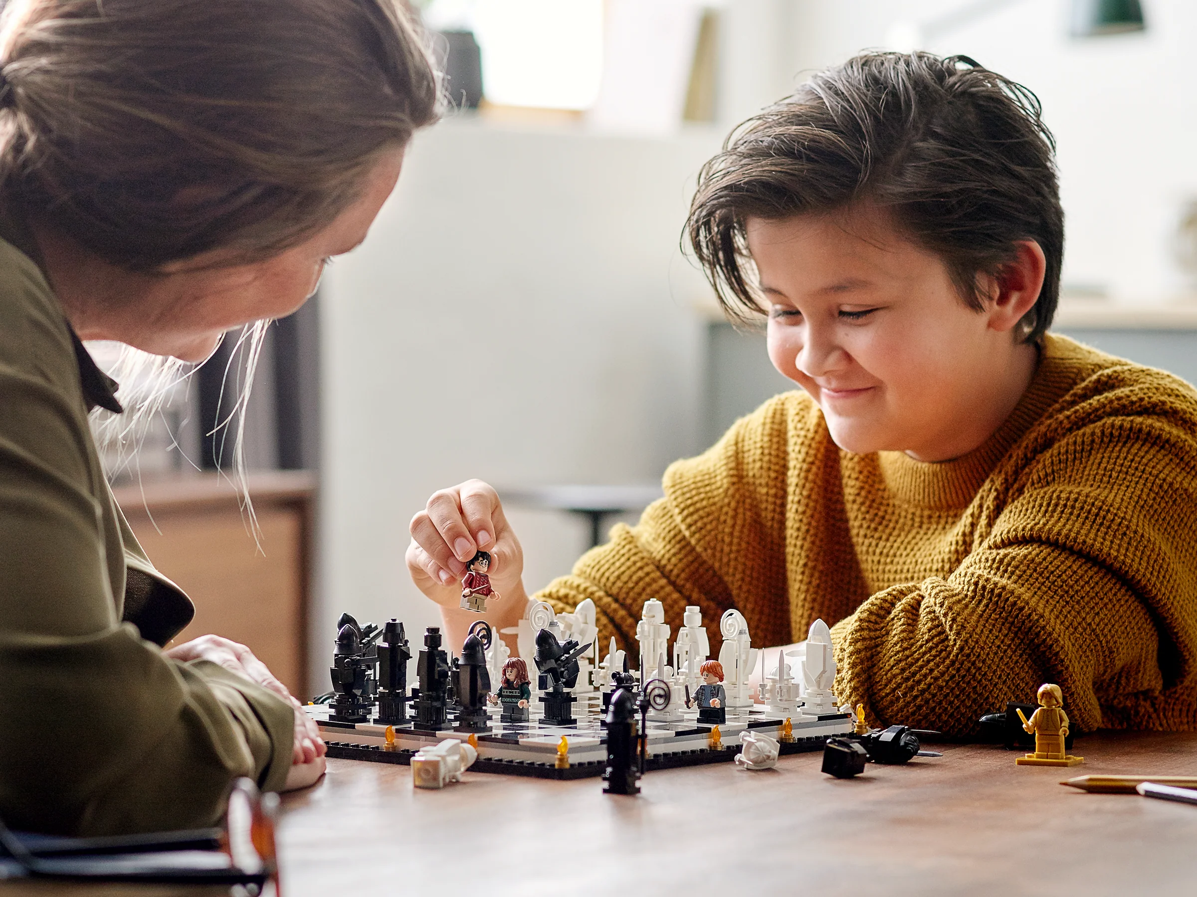 Hogwarts Wizard's Chess - Image 13