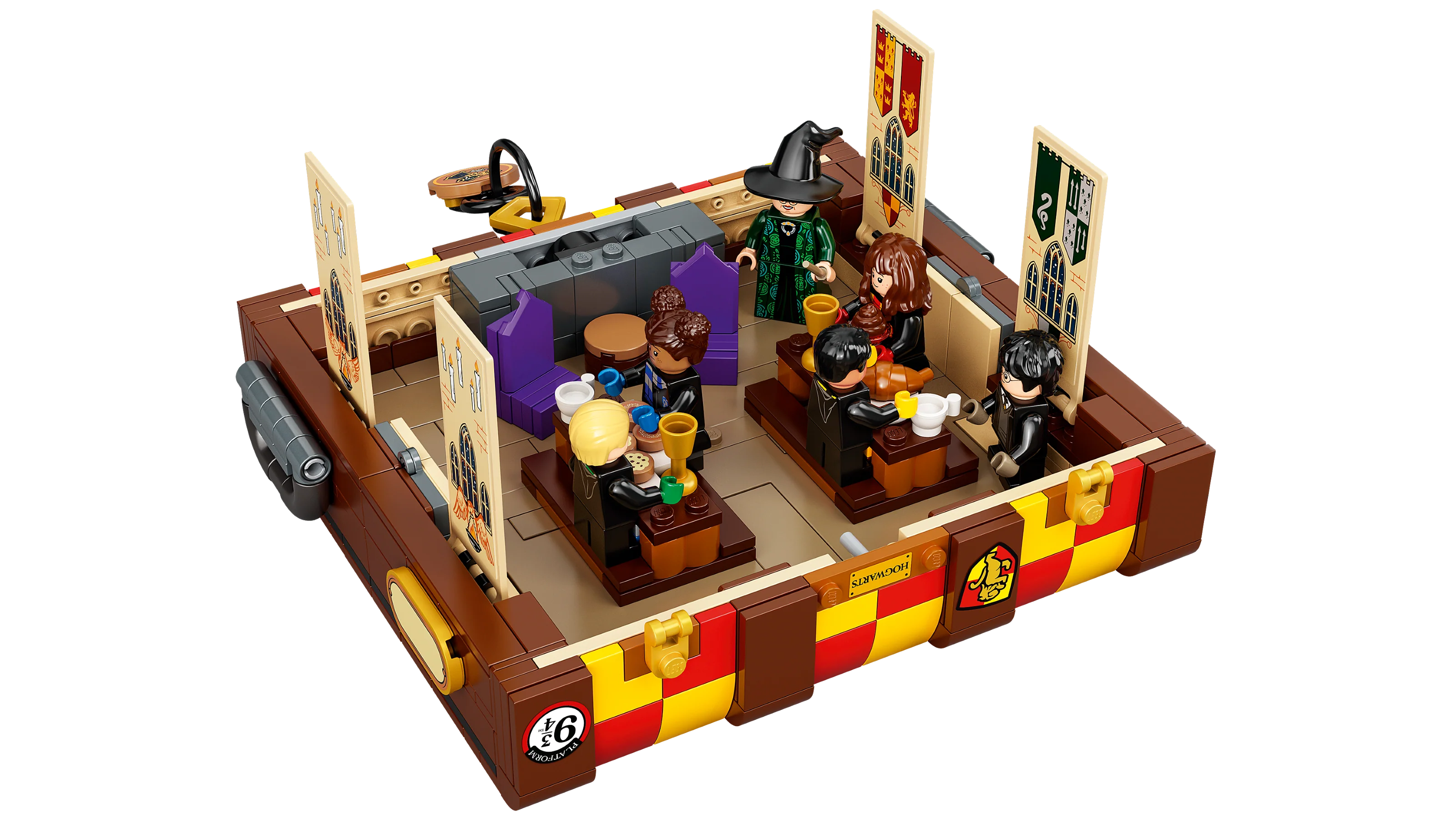 Hogwarts Magical Trunk - Image 4