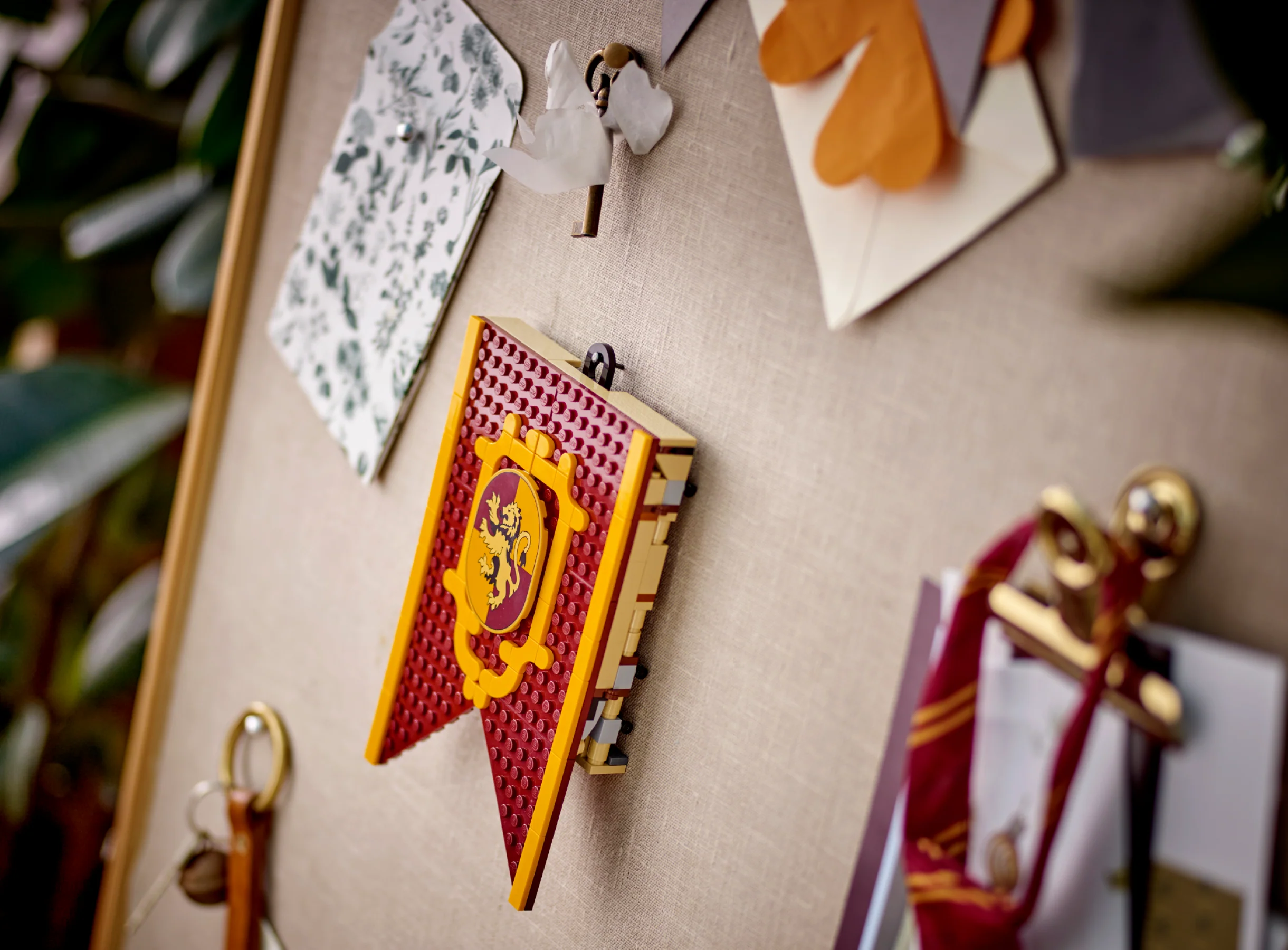 Gryffindor™ House Banner - Image 9