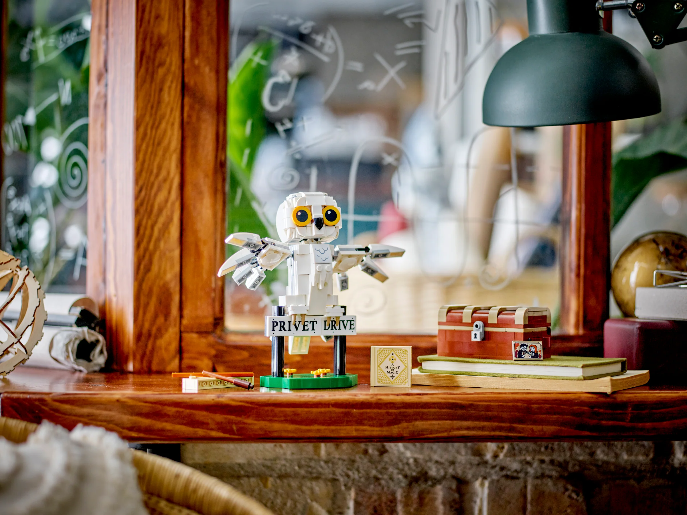 Hedwig at 4 Privet Drive - Image 10