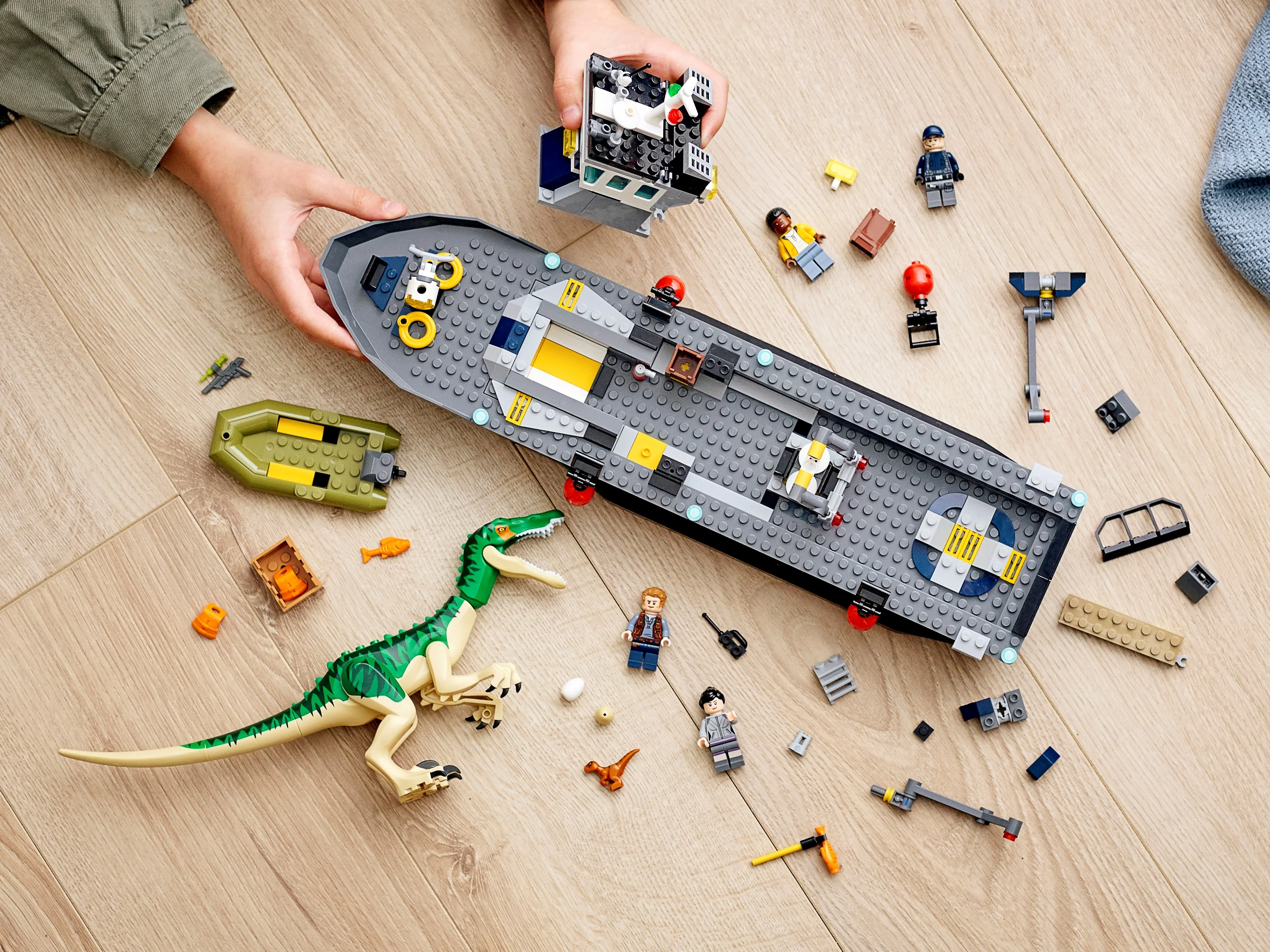 Baryonyx Dinosaur Boat Escape - Image 13