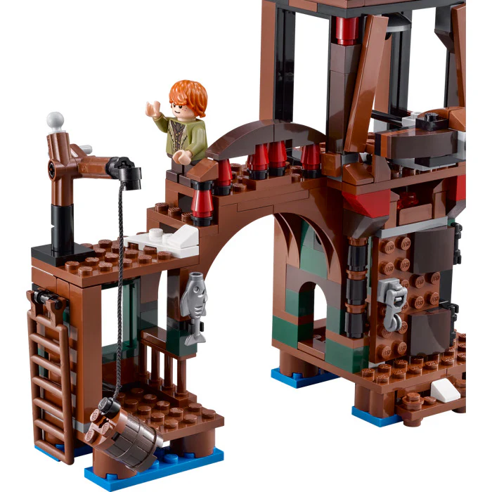 Attack on Lake-town - Image 5