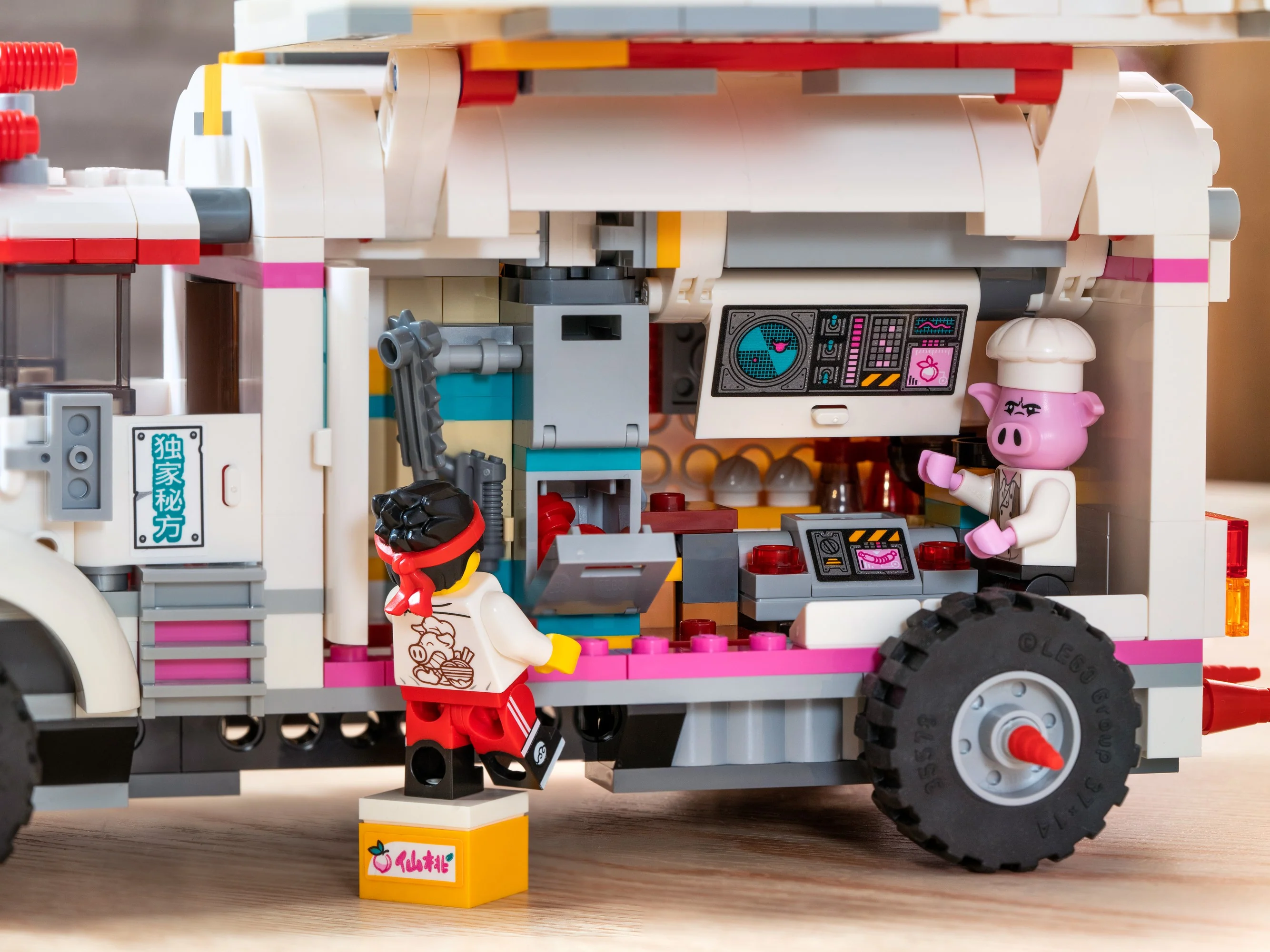 Pigsy's Food Truck - Image 28