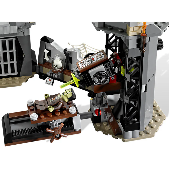 The Crazy Scientist & His Monster - Image 4